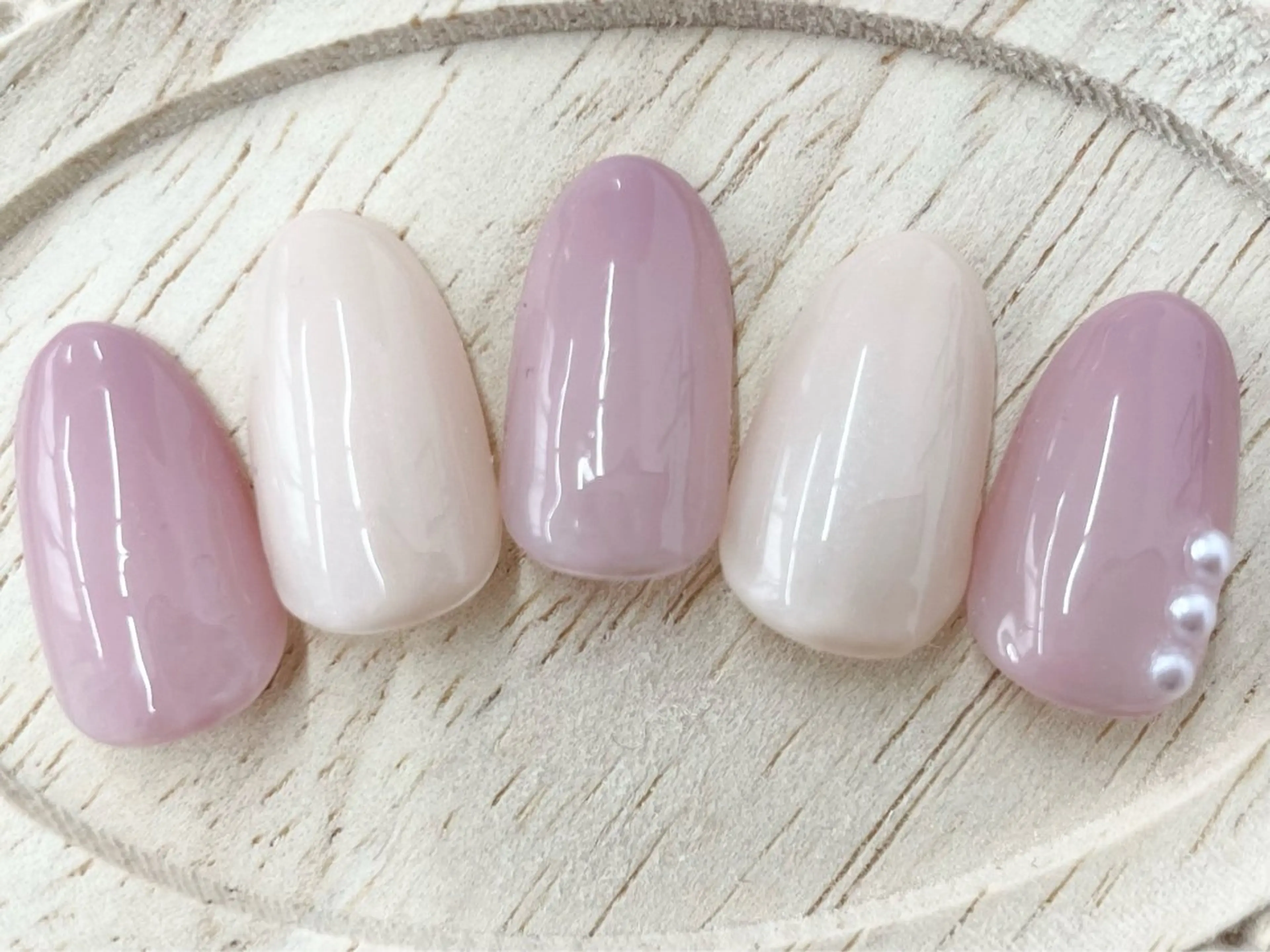 ネイル シンプルネイル キャンアイドレッシー青葉台所属・キャンアイドレッシー ヤマガミのネイルデザイン