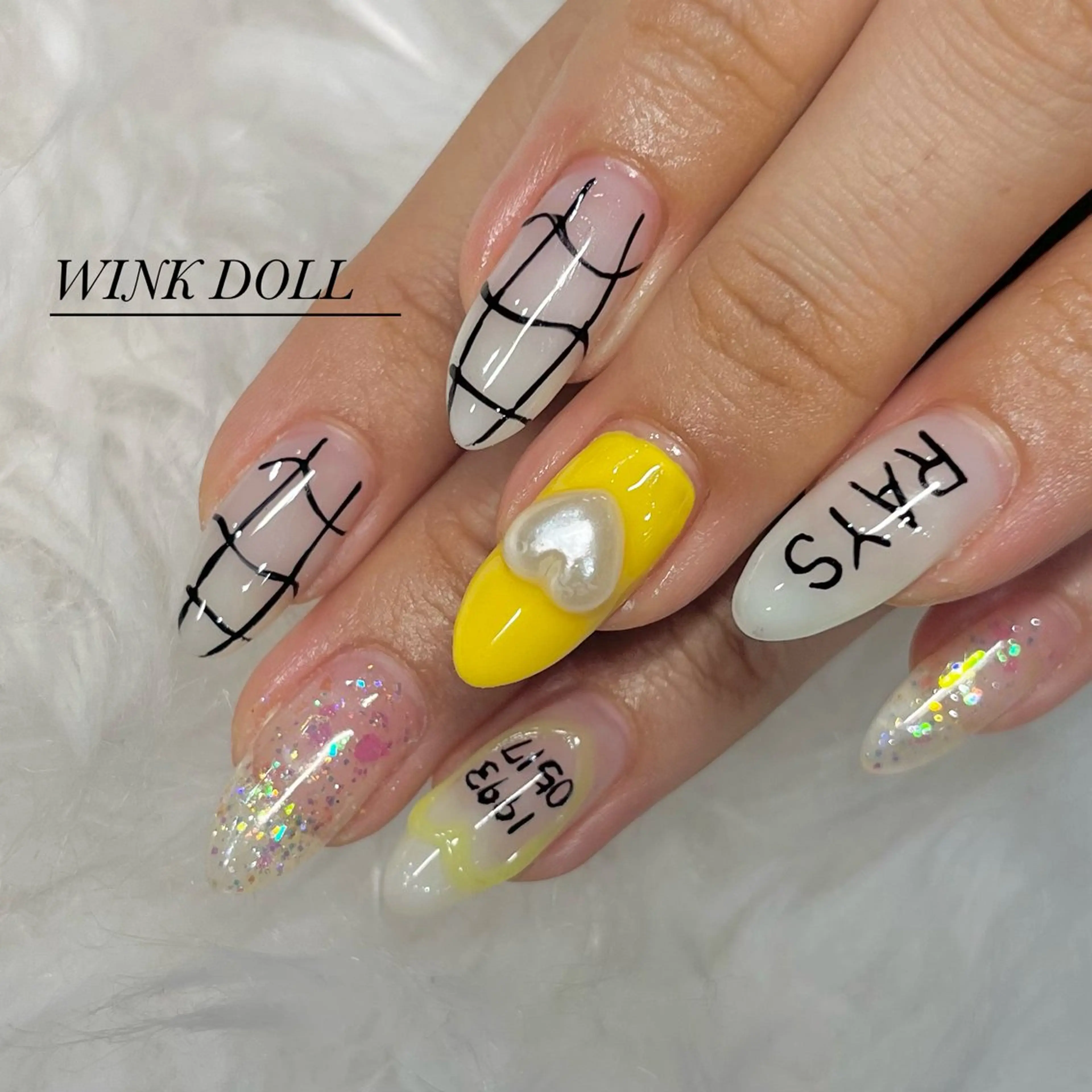 ネイル WINK DOLL 🌹MARIのネイルデザイン