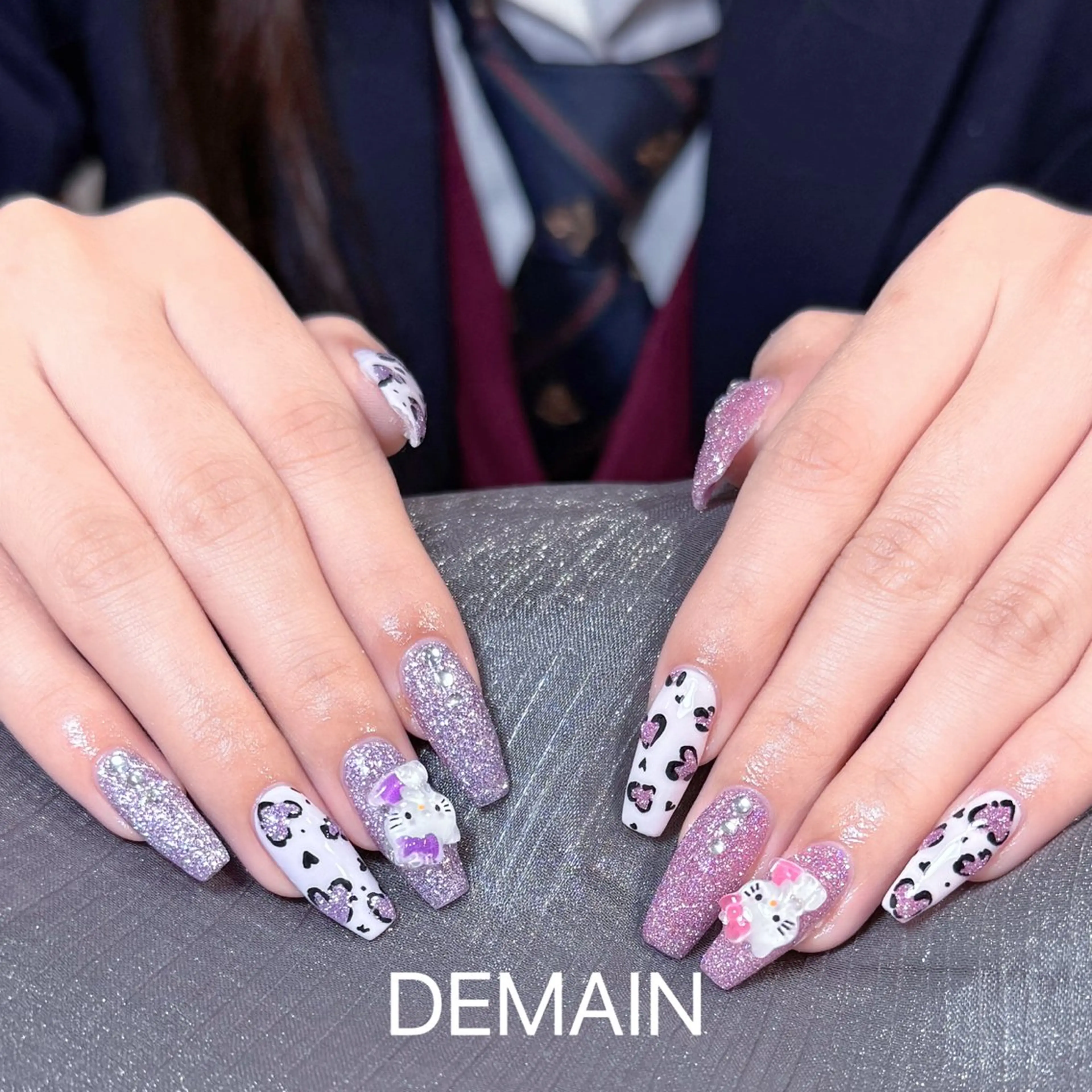 ネイル アートネイル オーロラネイル ガーリー キラキラネイル 韓国ネイル ハンドネイル DEMAIN- 🌸のネイルデザイン