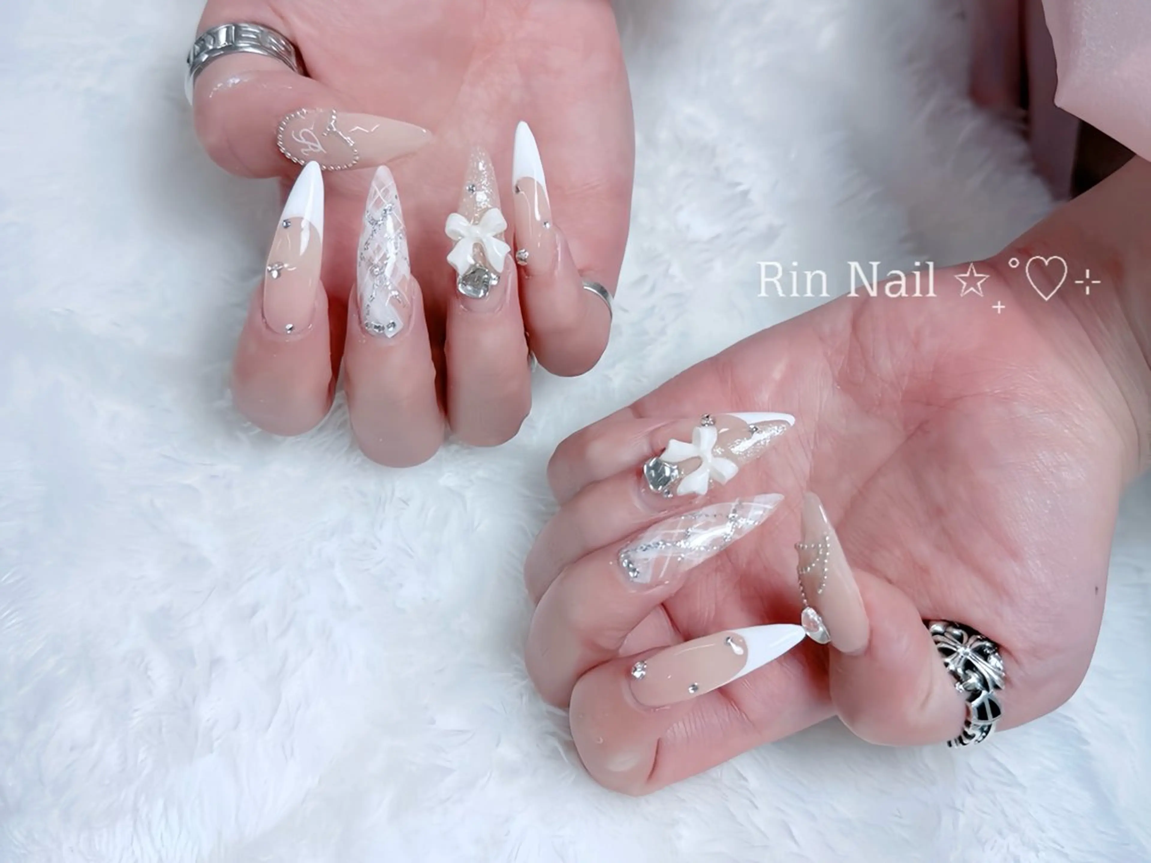 ネイル アートネイル チークネイル ジェルネイル ロングネイル マグネットネイル ハンドネイル Rin Nail 新大久保店のネイルデザイン