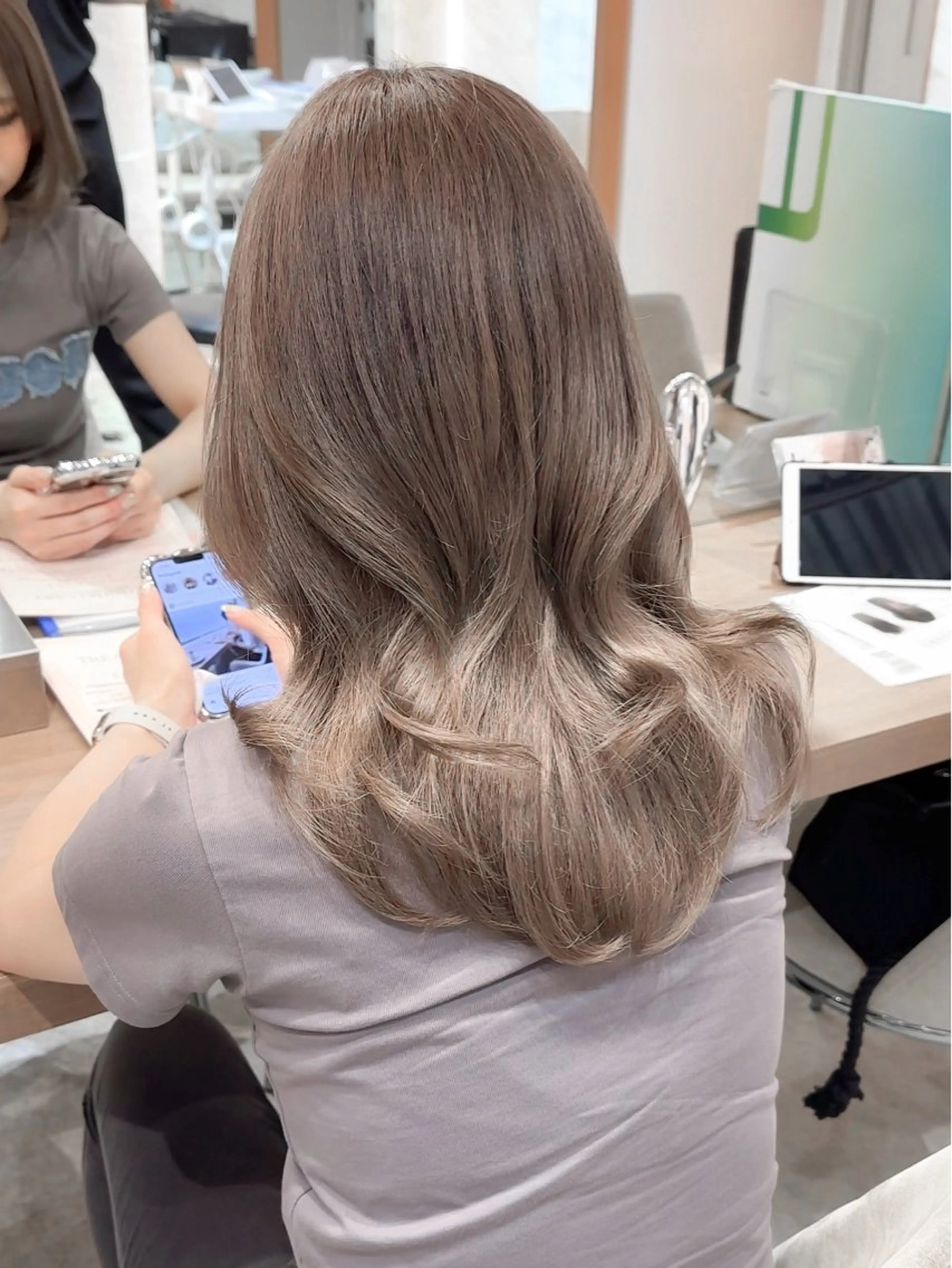 セミロング 縮毛矯正/韓国ヘア /レイヤー🎀ミズキのヘアスタイル