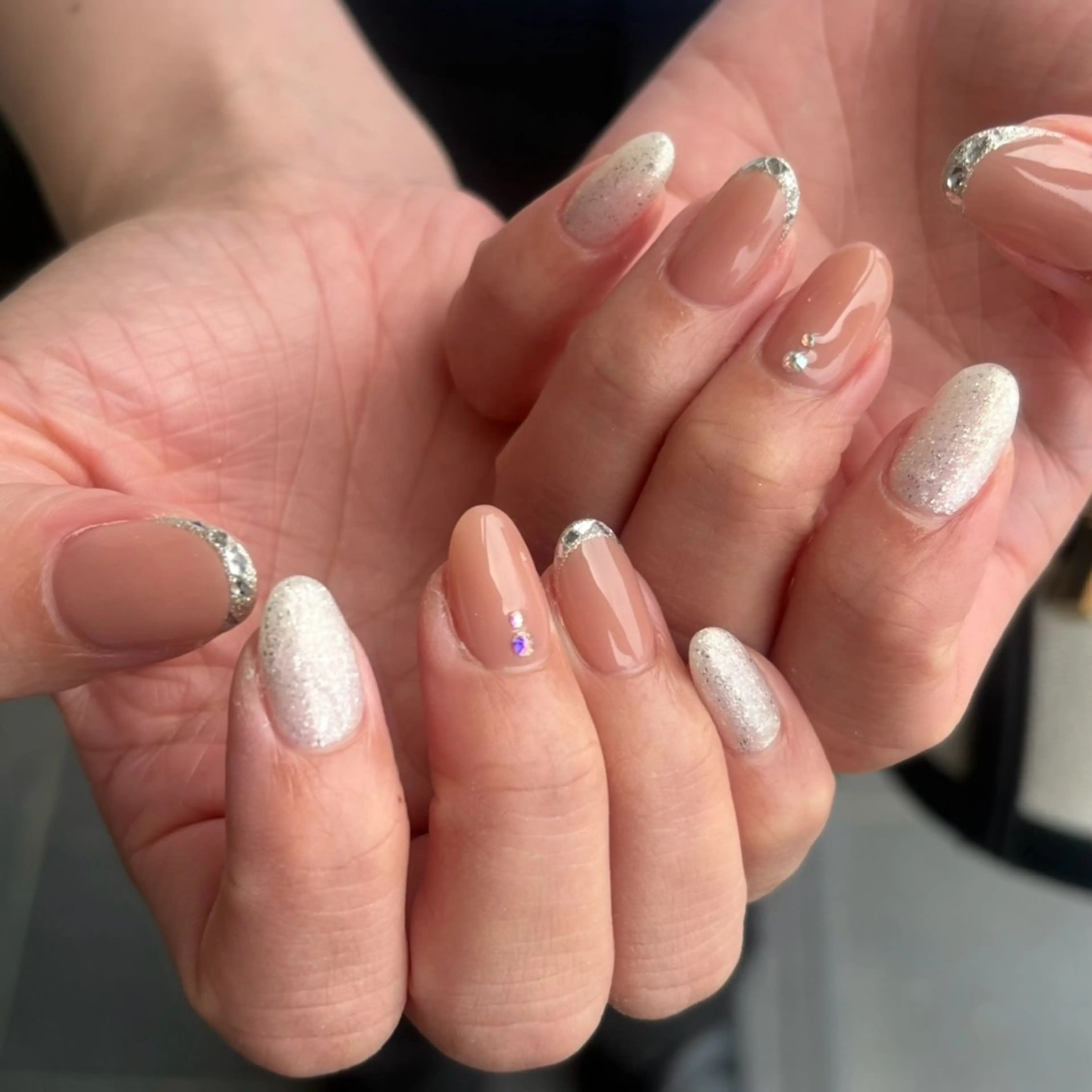 シンプル定額デザイン(オフ・ケア込)の写真