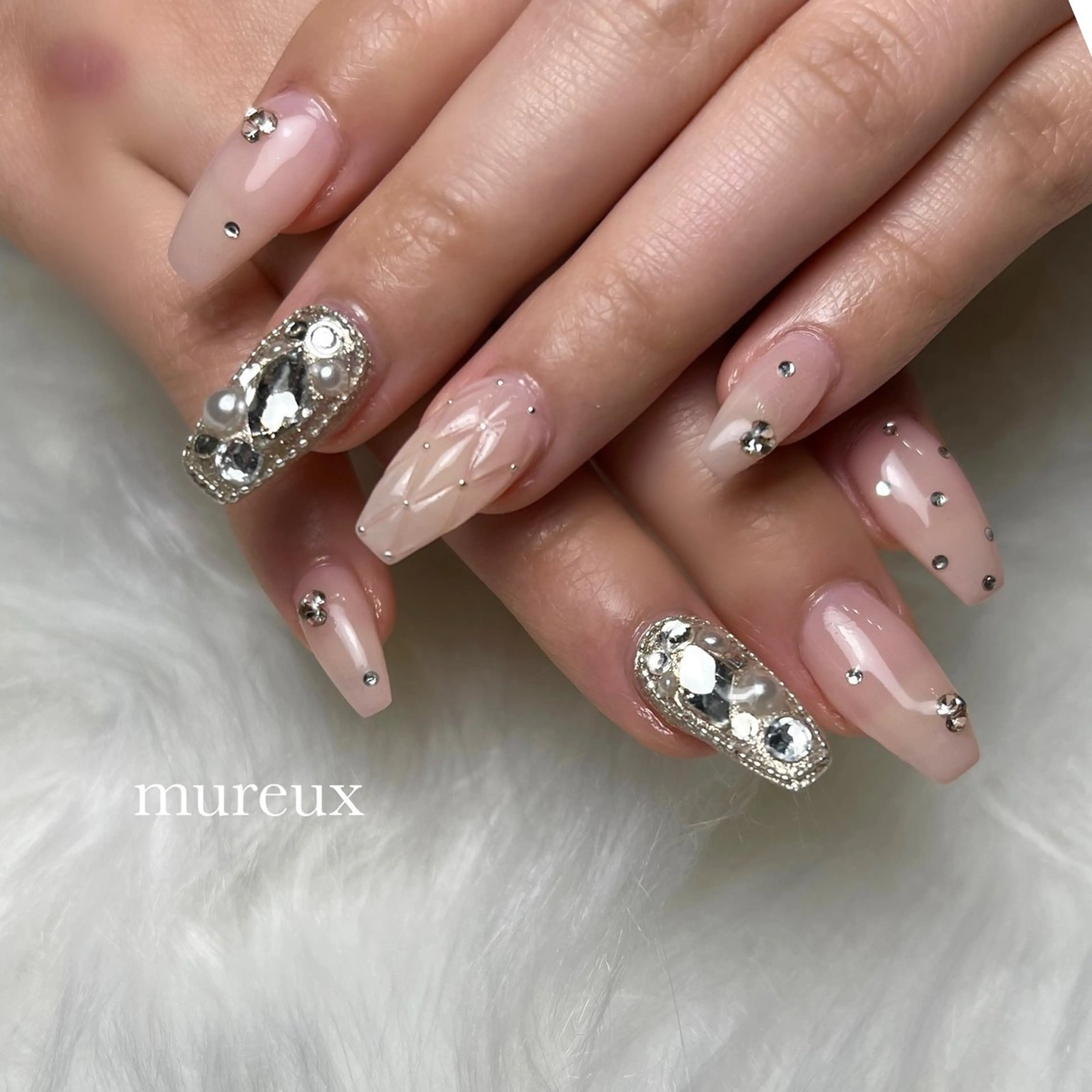 ネイル ハンドネイル mureux ∵ayakaのネイルデザイン