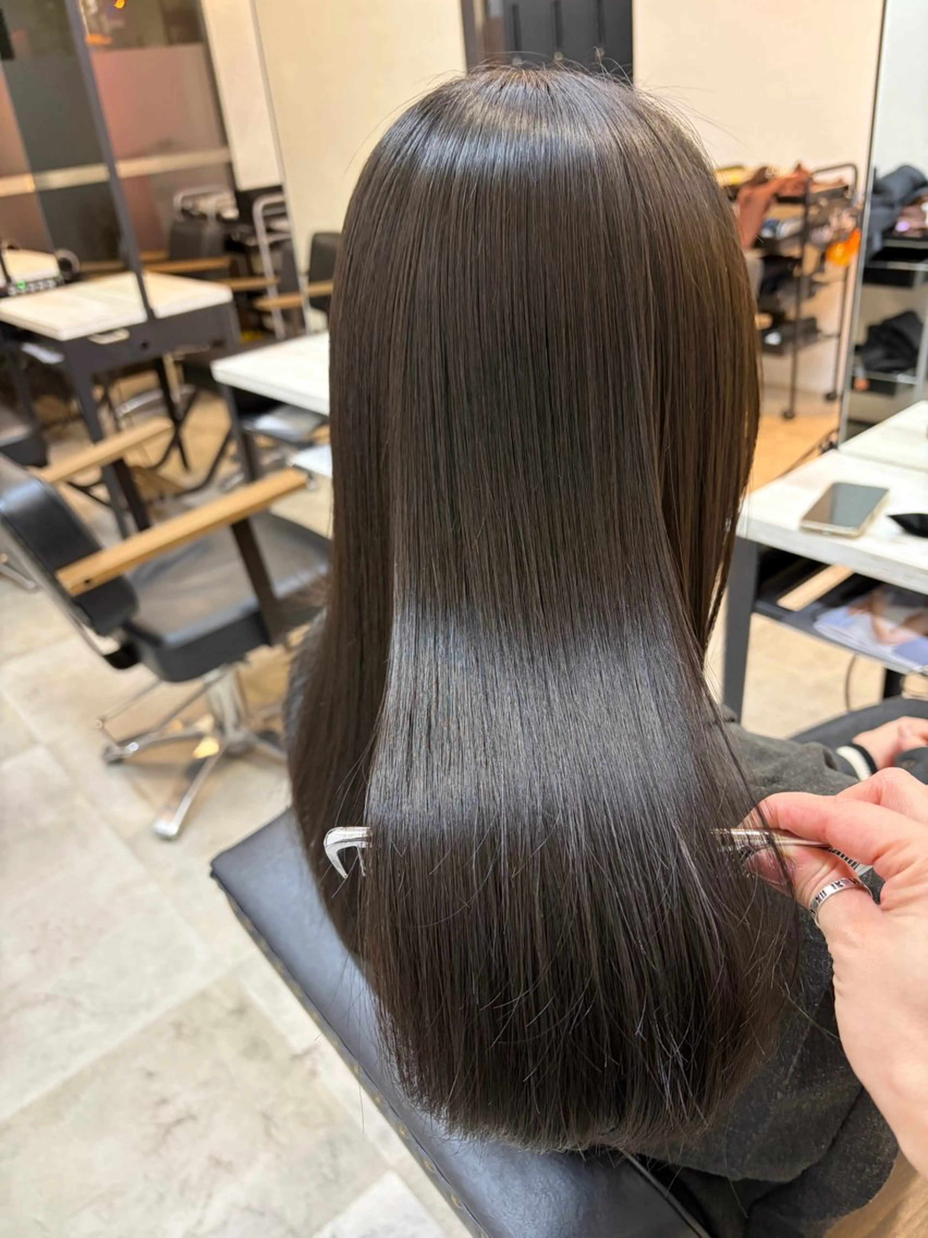 セミロング カラー 🥀韓国ヘア🥀 宮津真菜のヘアスタイル