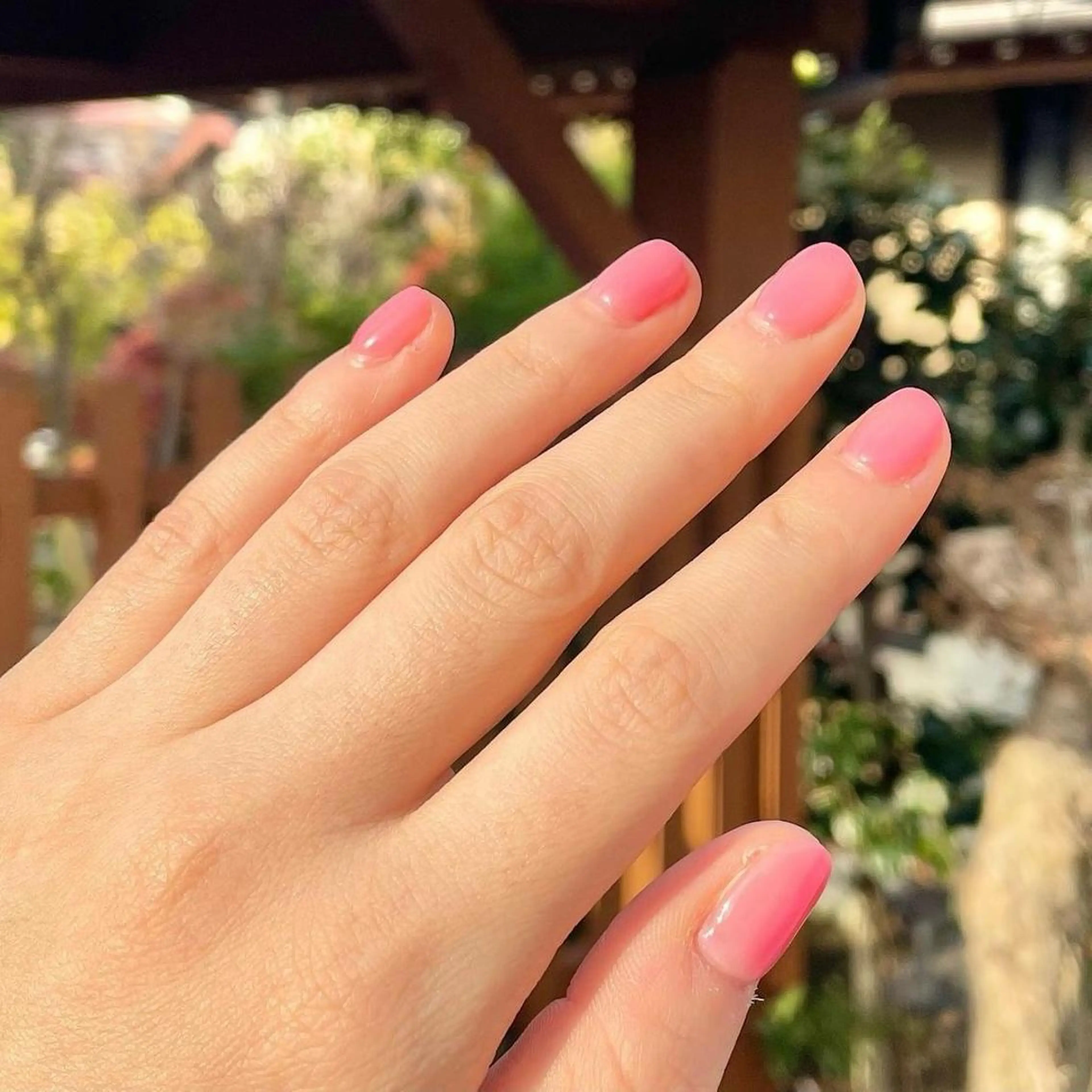 ショート カラー パーマ ヘアアレンジ メンズ キッズ ネイル マツエク・マツパ アイブロウ 眉カラー ジェルネイル ワンカラーネイル mona/ ストレートスタイル✨のヘアスタイル