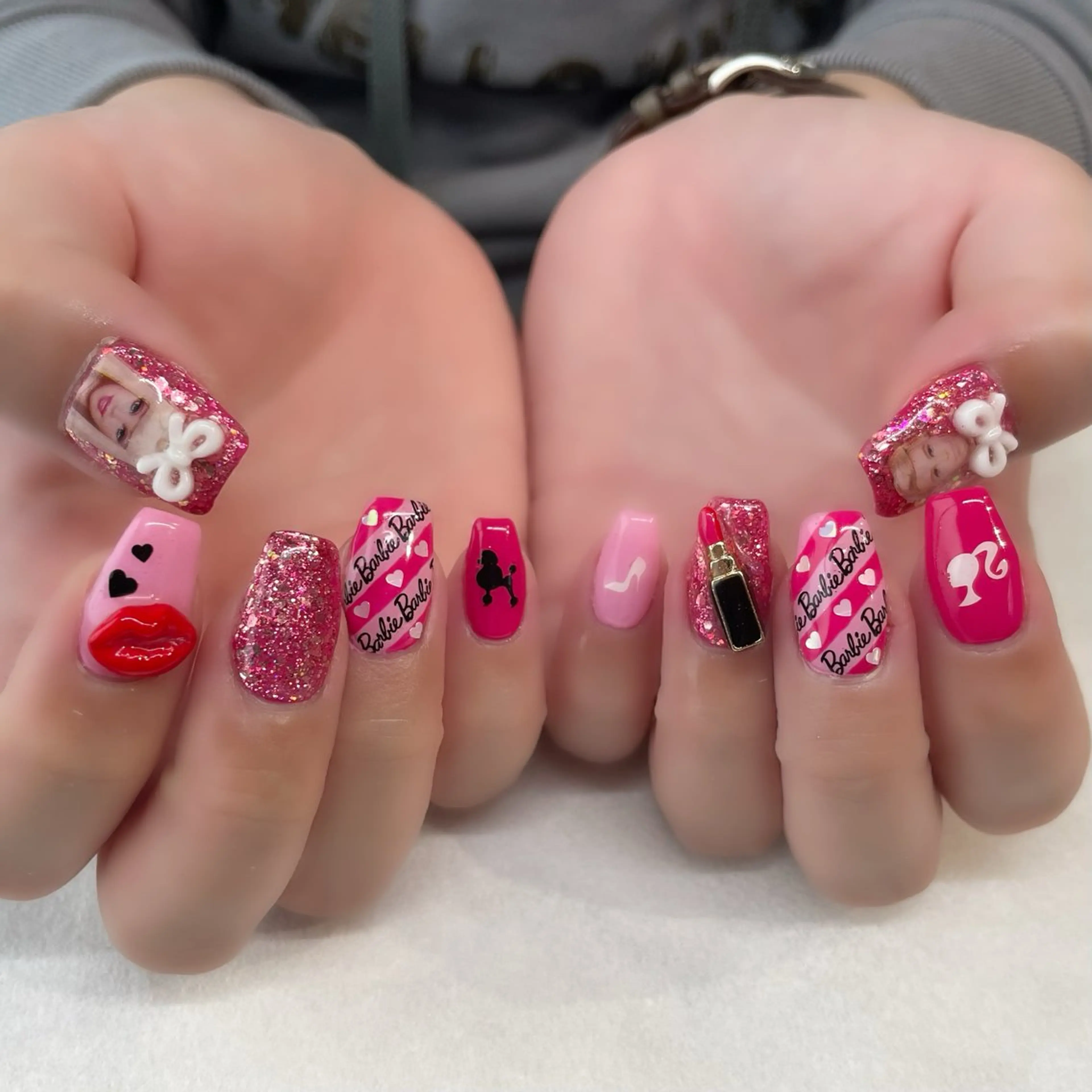 ネイル ハンドネイル 💎🐰 saki. m 🐰💎のネイルデザイン