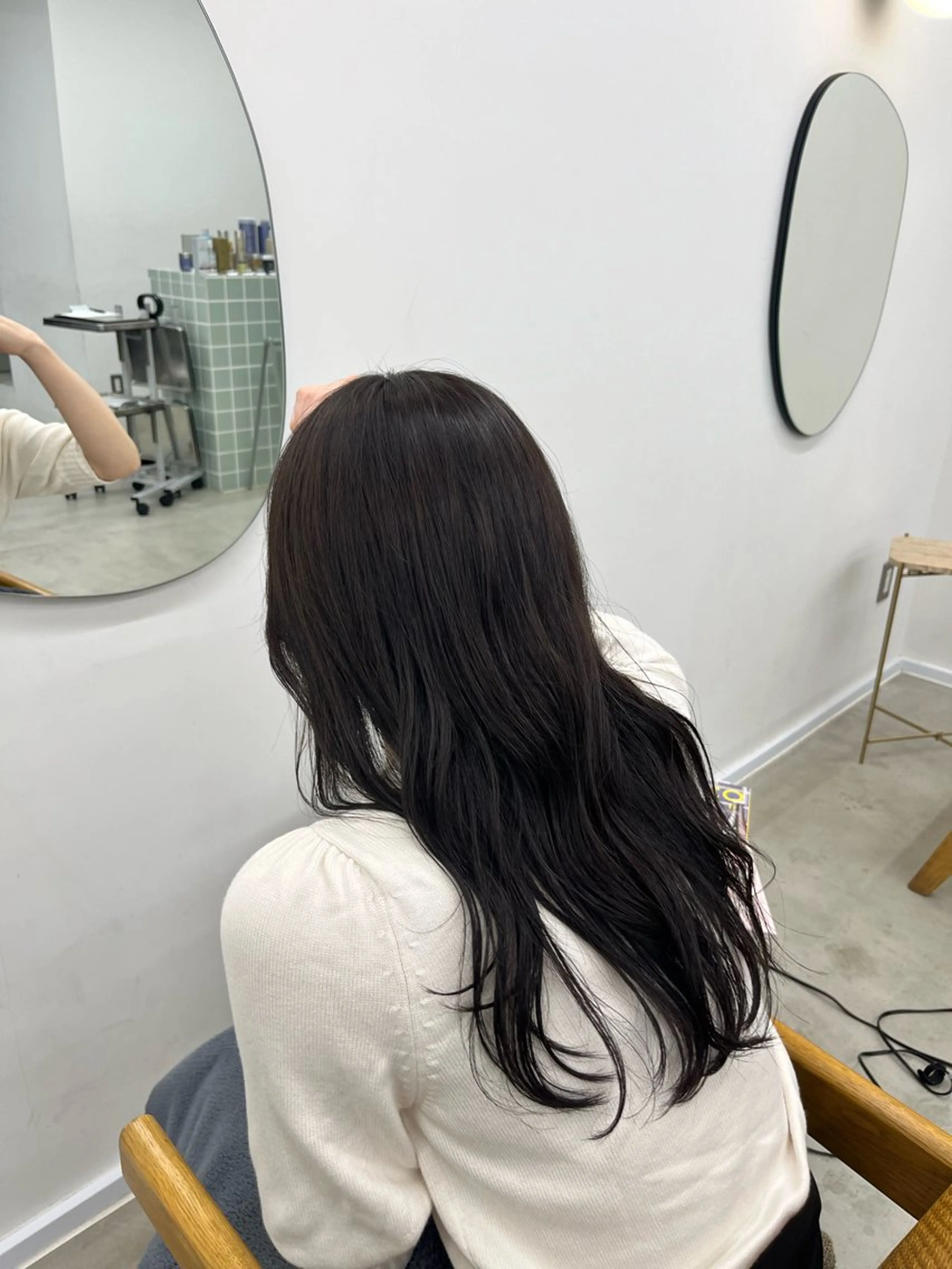 ロング カラー グレージュ 【sica】 レナのヘアスタイル