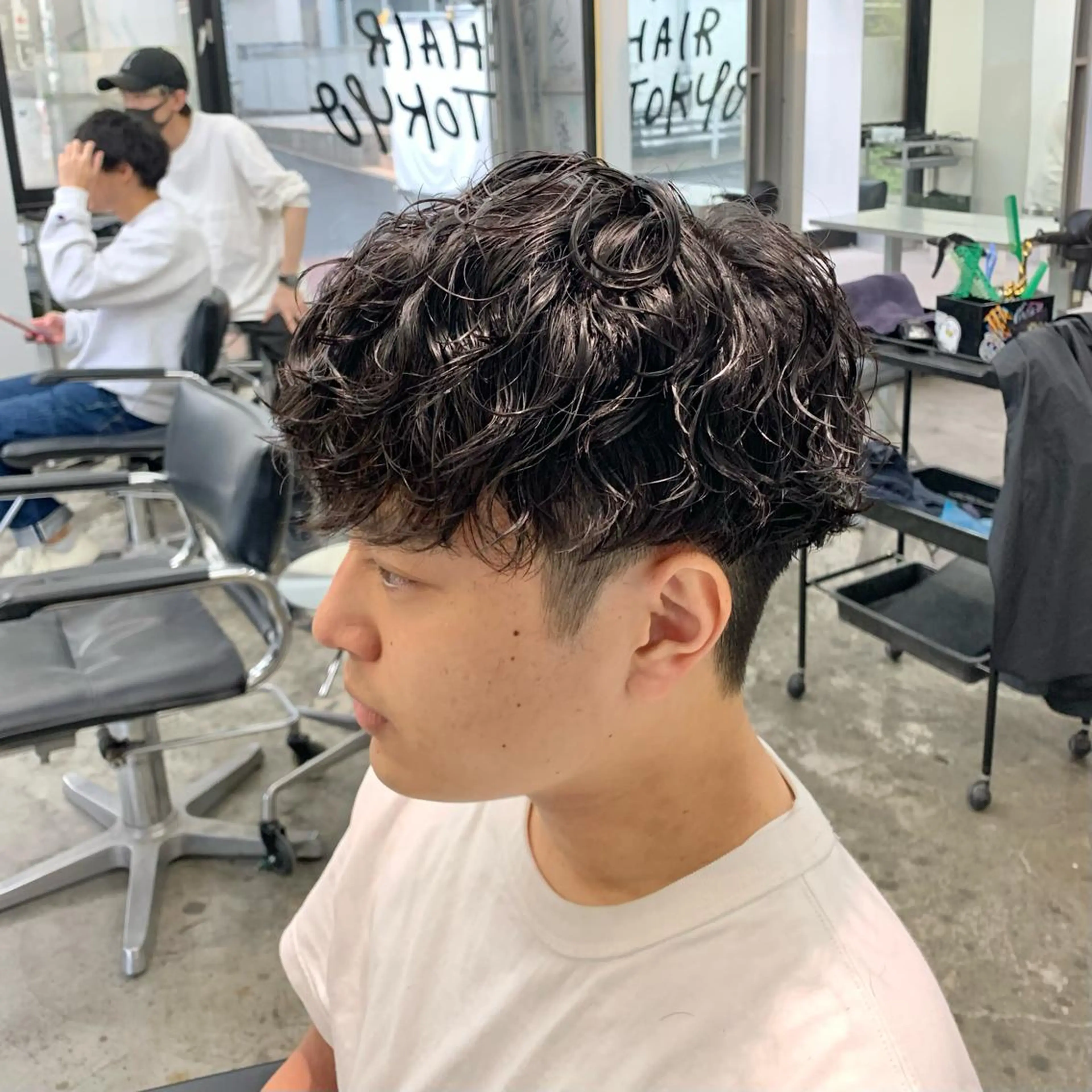 ショート パーマ メンズ マッシュ カット パーマ メンズ特化美容師/ 藤戸 椋のヘアスタイル