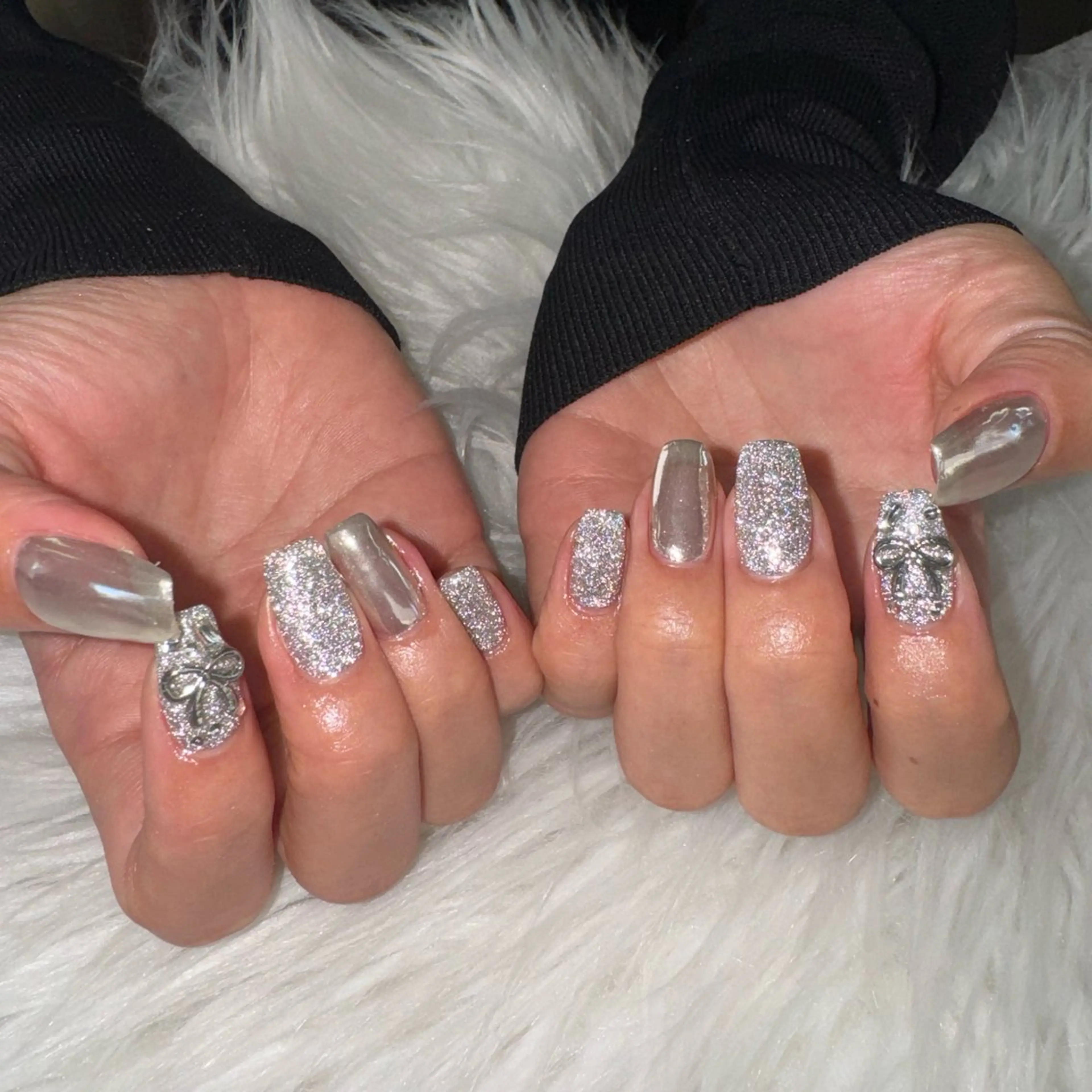 ネイル フラッシュネイル ラメ(グリッター) リボン ETOILE BEAUTY【エトワールビューティー】所属・ETOILE HARUNAのネイルデザイン