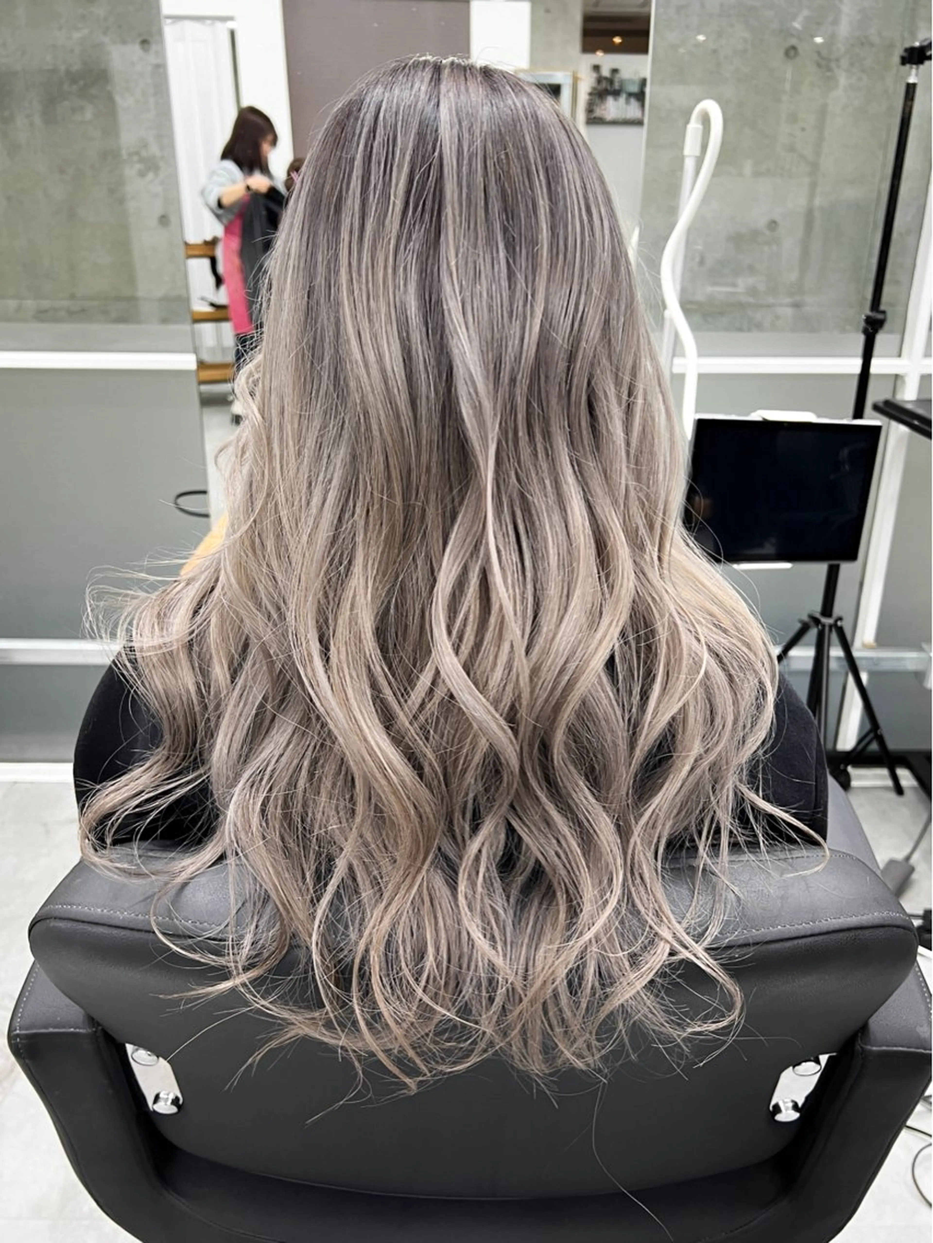 ロング カラー ブリーチ ヘアカラー トリートメント welring hair salon所属・welring hair salonのヘアスタイル