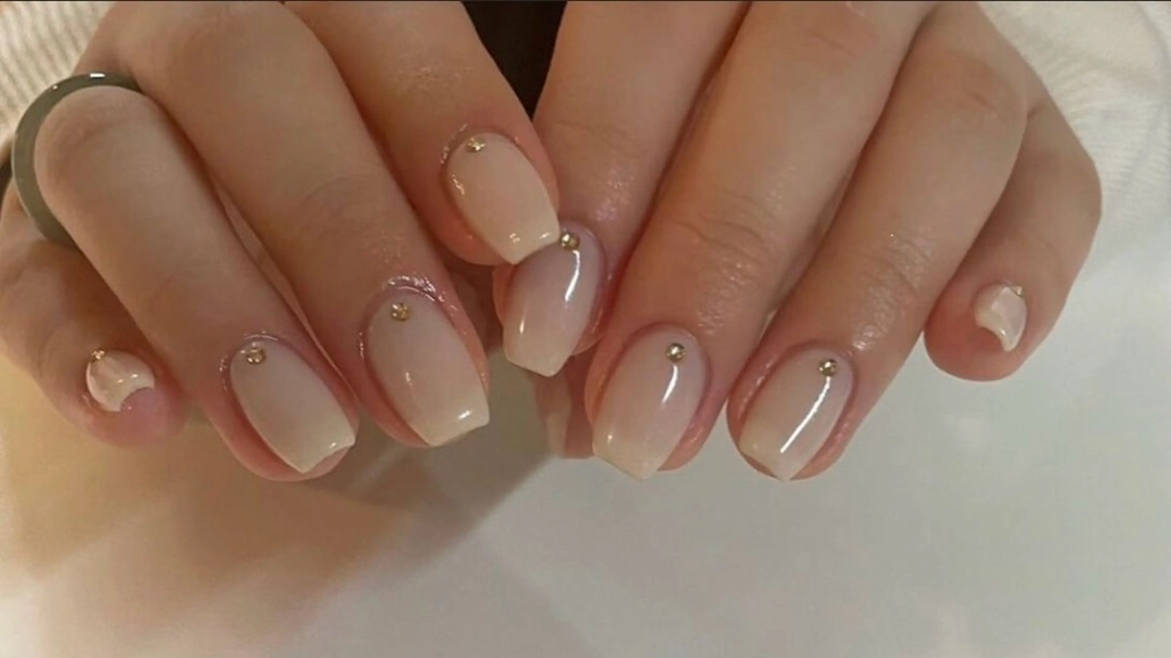 ネイル ストーンネイル ハンドネイル Any_nail新大久保店所属・Any nail新大久保店のネイルデザイン