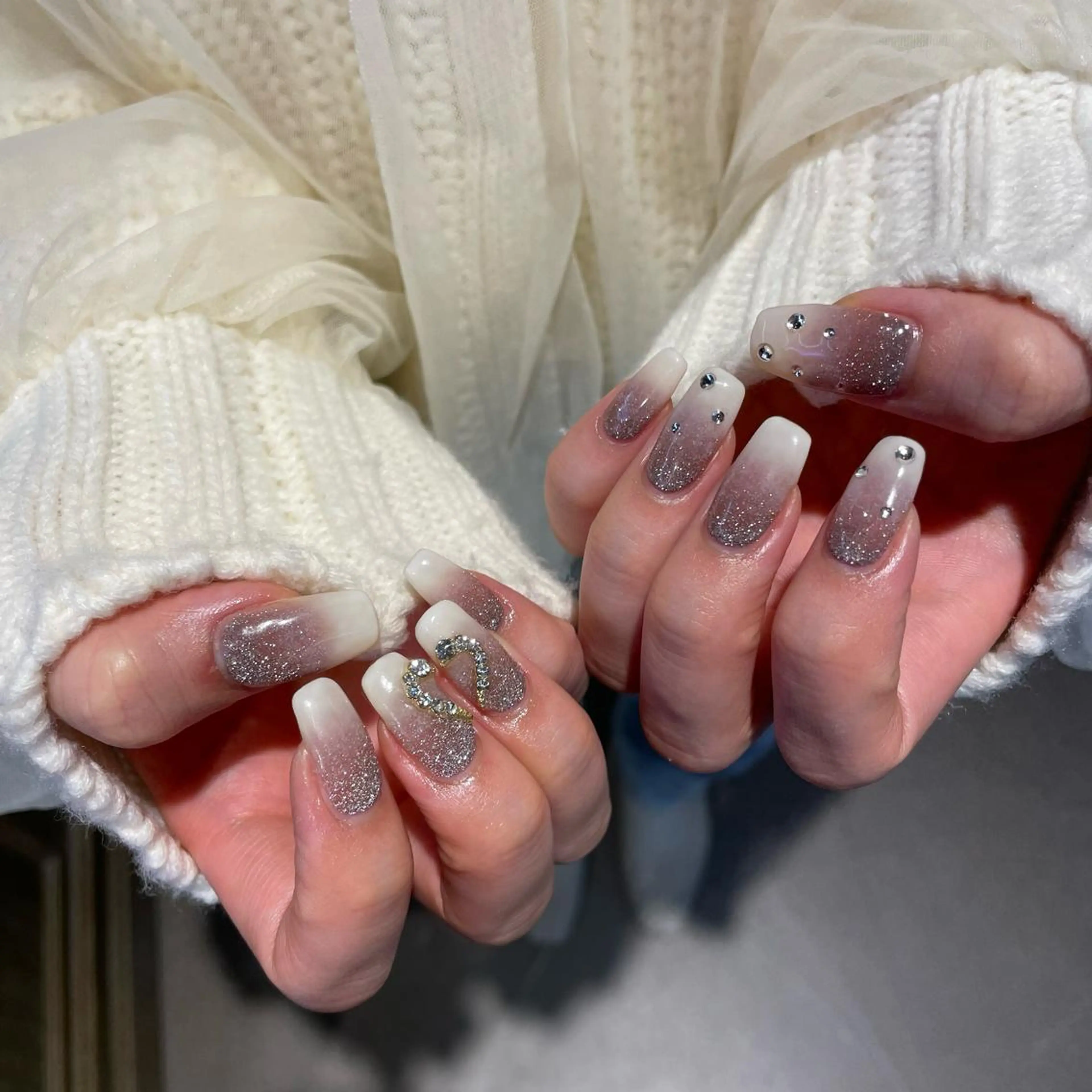 ネイル ハンドネイル ヤスダ ミナのネイルデザイン