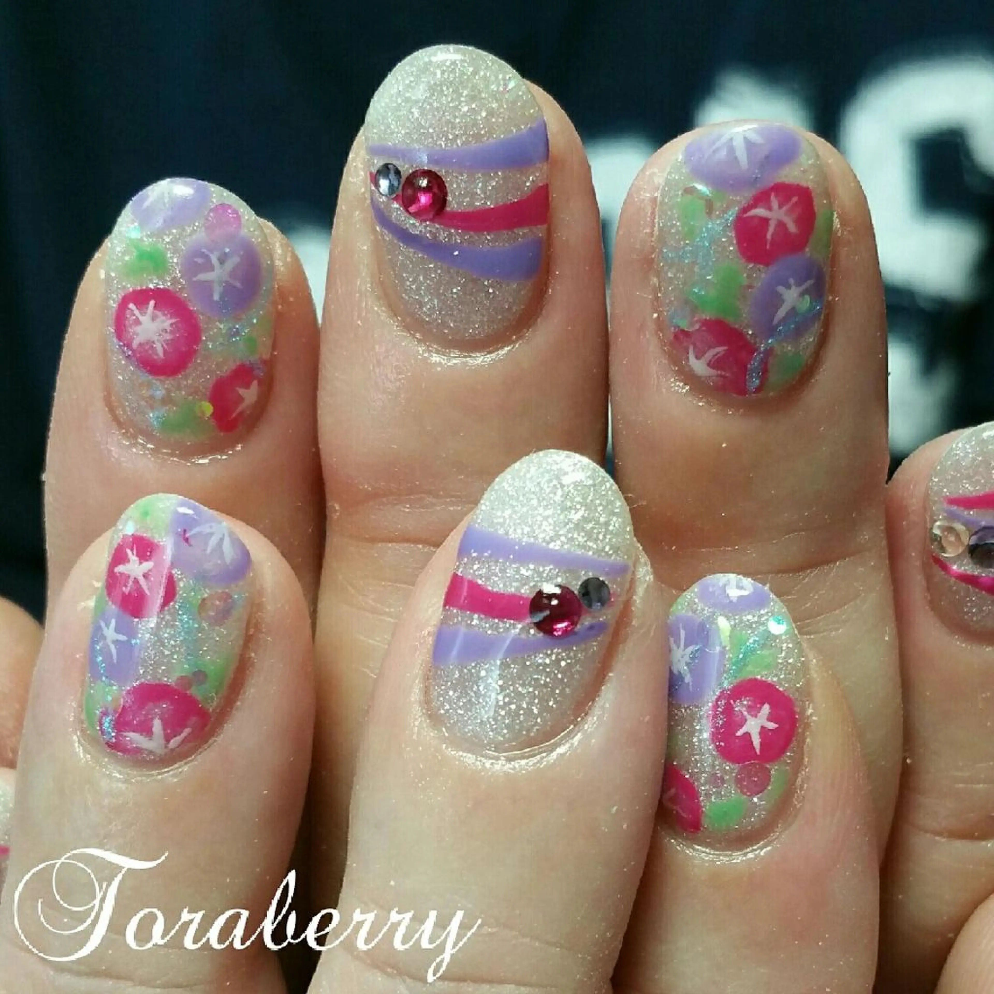 ネイル 持ち込み ネイリスト なつみのネイルデザイン