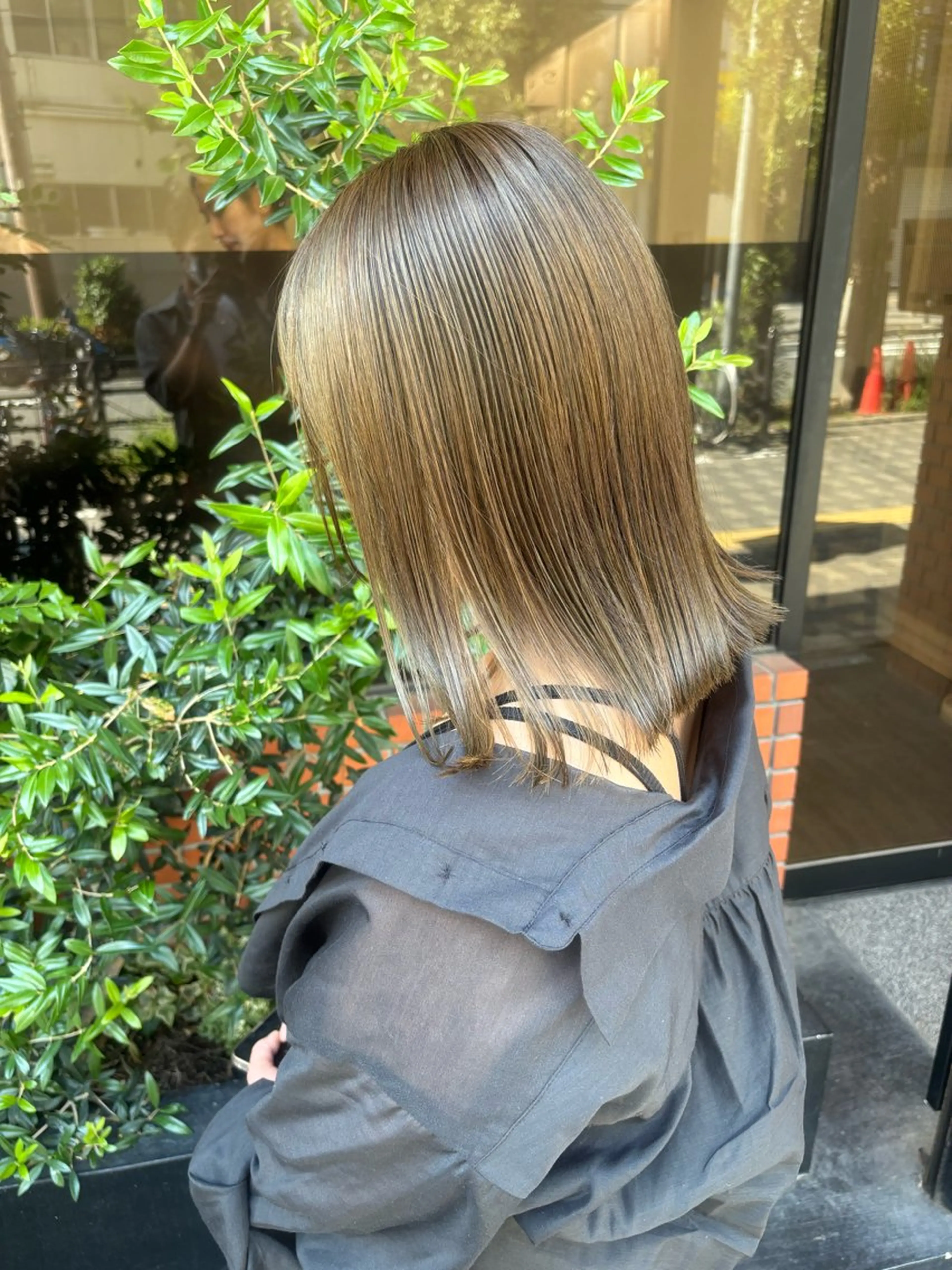 ミディアム ヘアカラー 北村 鴻志郎のヘアスタイル