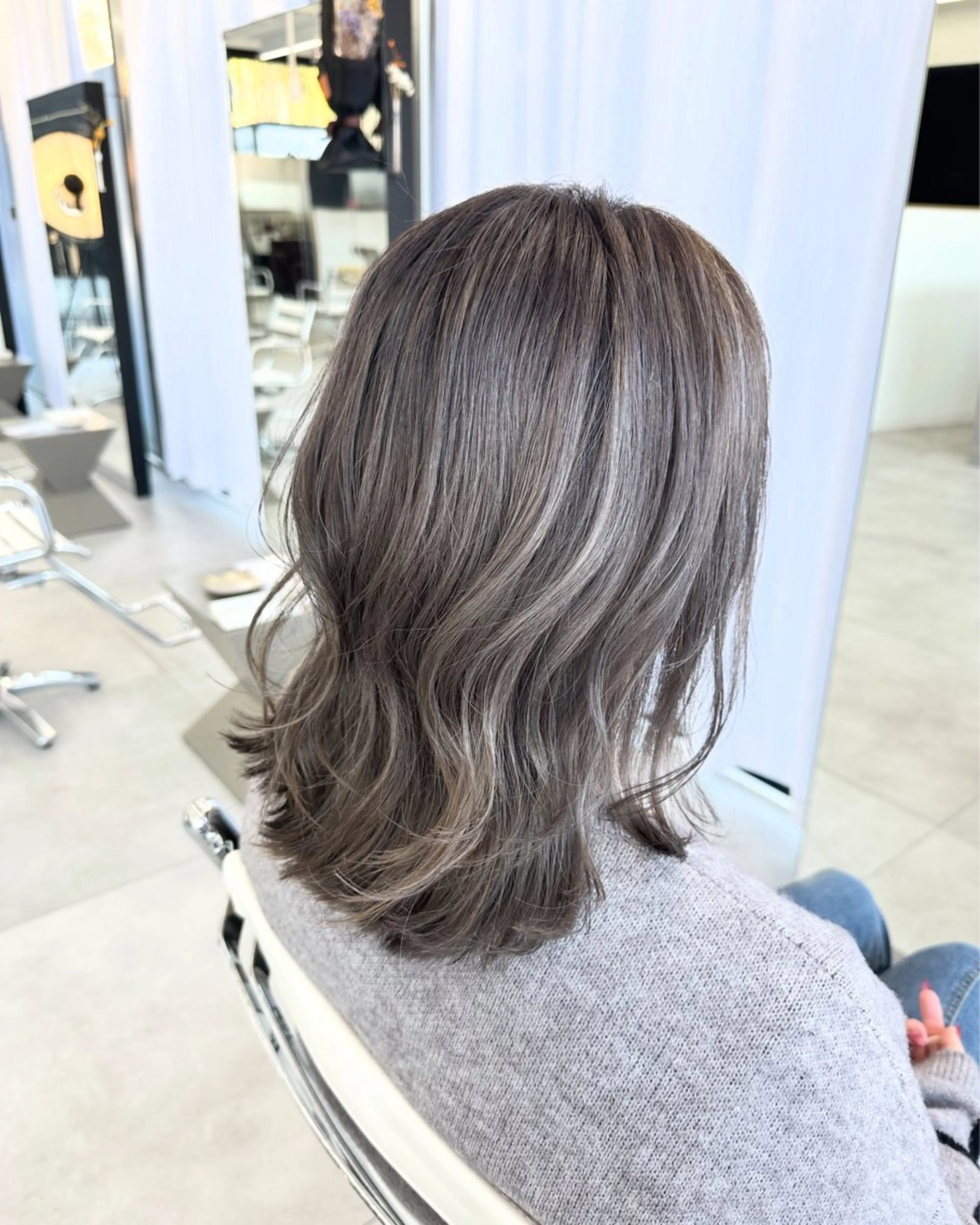 【3回目早割10時​〜​13限定】カット＋ハイライトWカラー＋Aujua4ステップTR🪐の写真