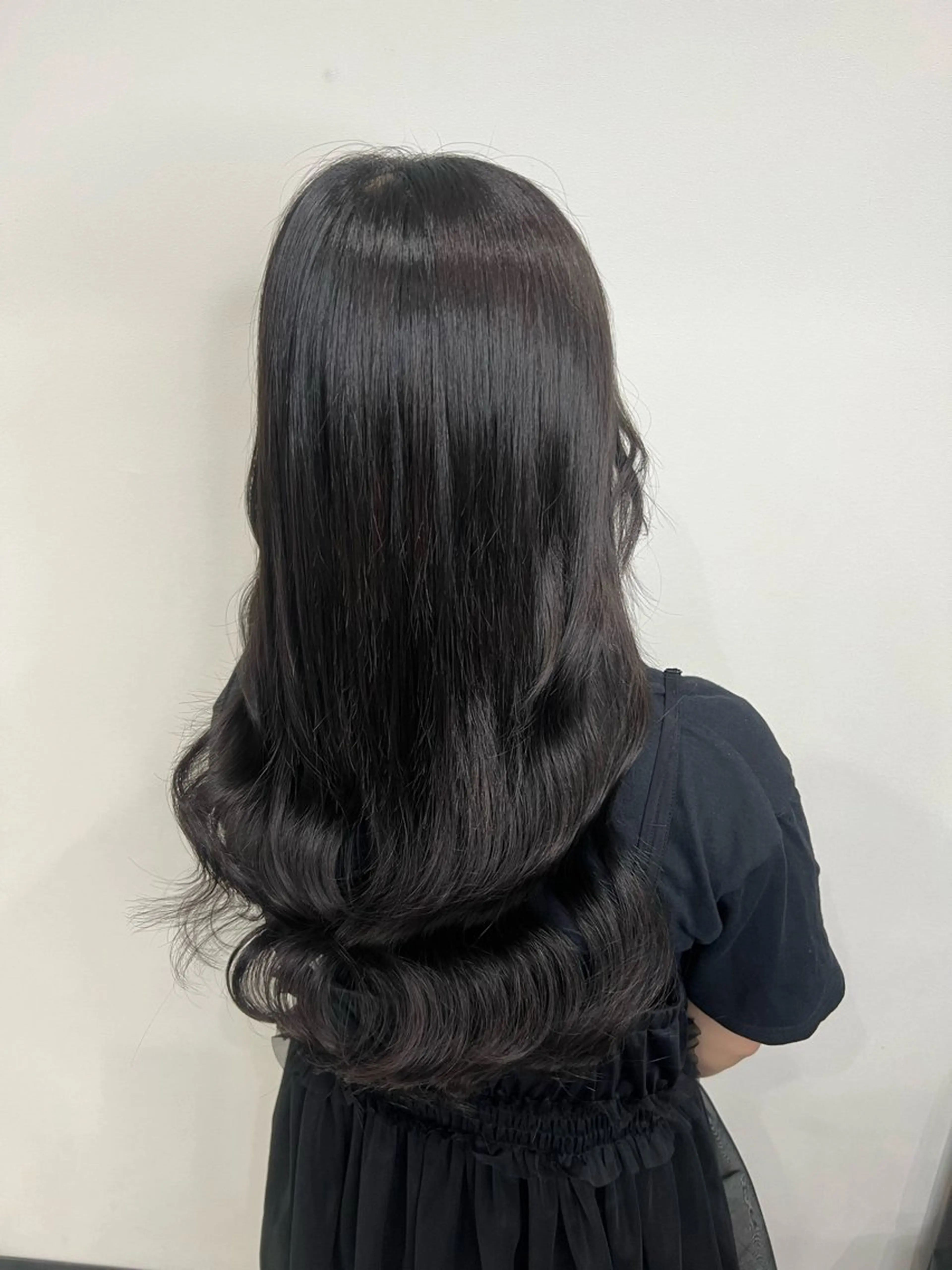 ロング カラー プルエクステ 黒髪 ナチュラルブラック エクステ ヘアカラー トリートメント エクステ YUDU🍊 germe/ジェルムのヘアスタイル