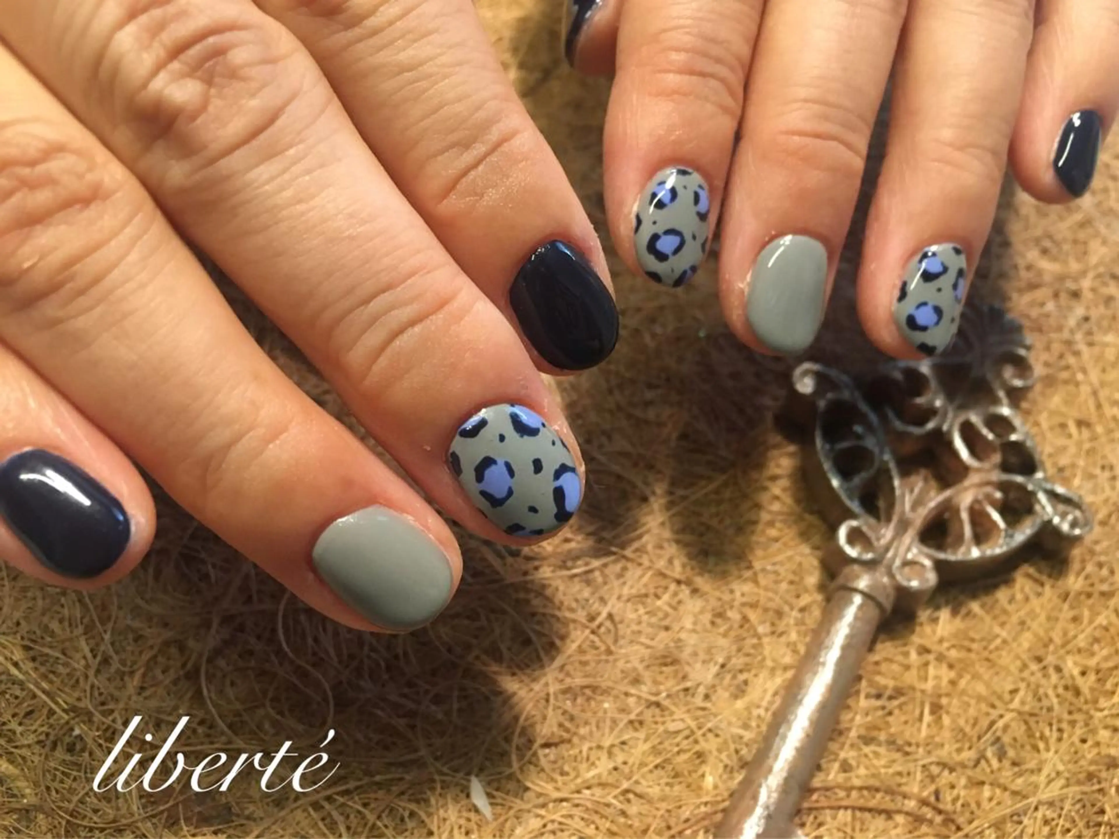 ネイル liberté (リベルテ)のネイルデザイン