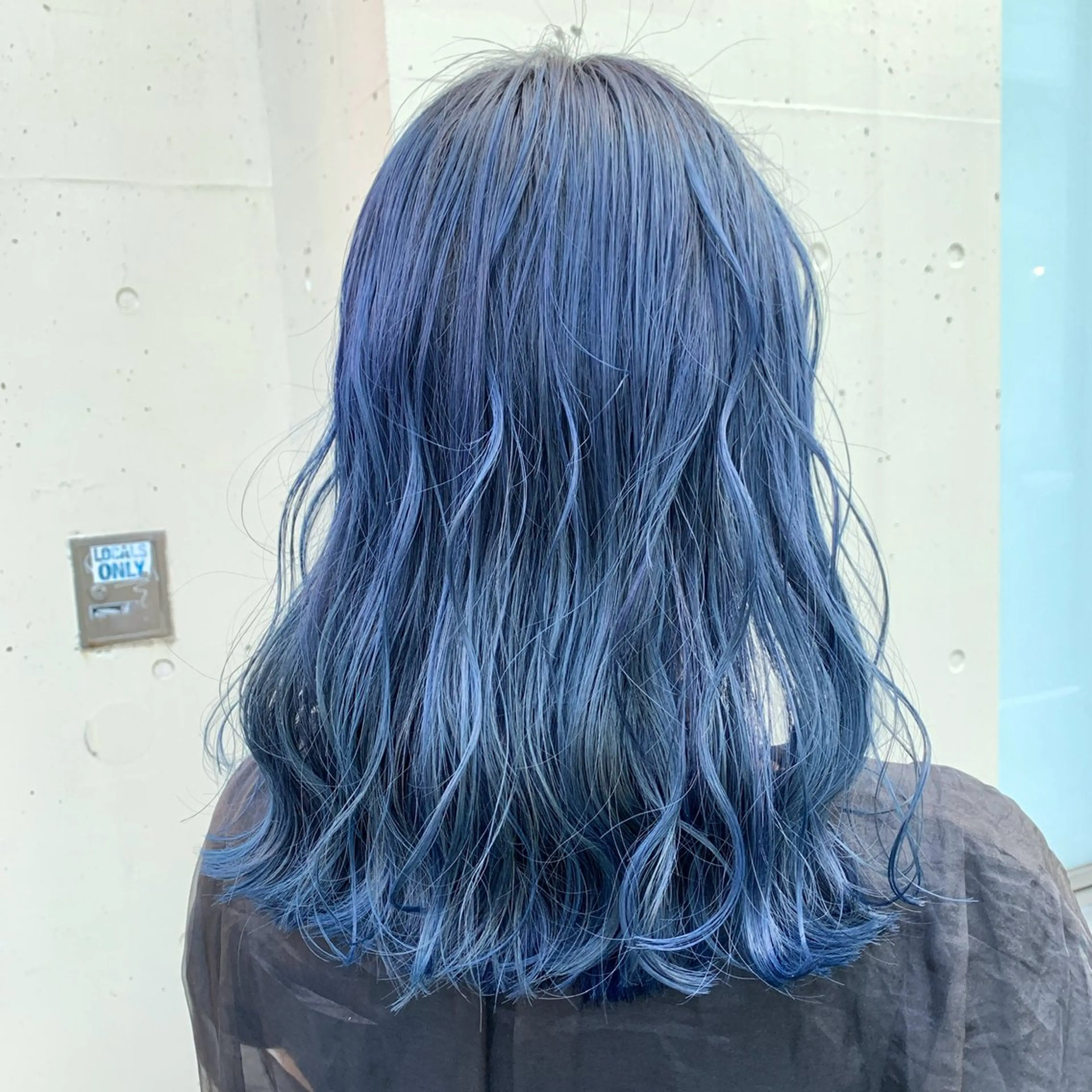 カラー ブリーチ 晴レ所属・🍑アヤ🫧髪質改善 ダブルカラー🍑の眉毛・アイブロウイメージ