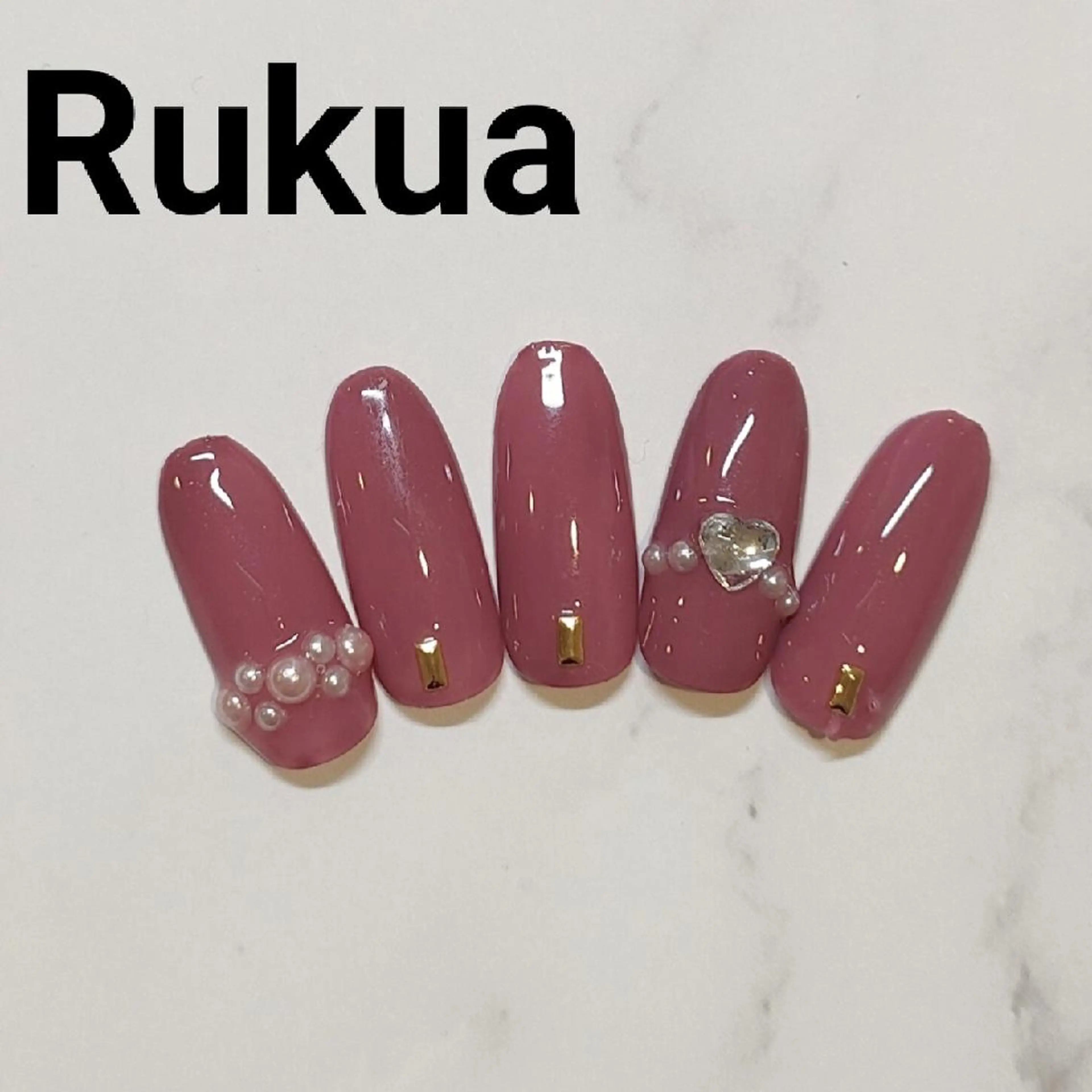 ネイル ハンドネイル 吉澤 友恵のネイルデザイン