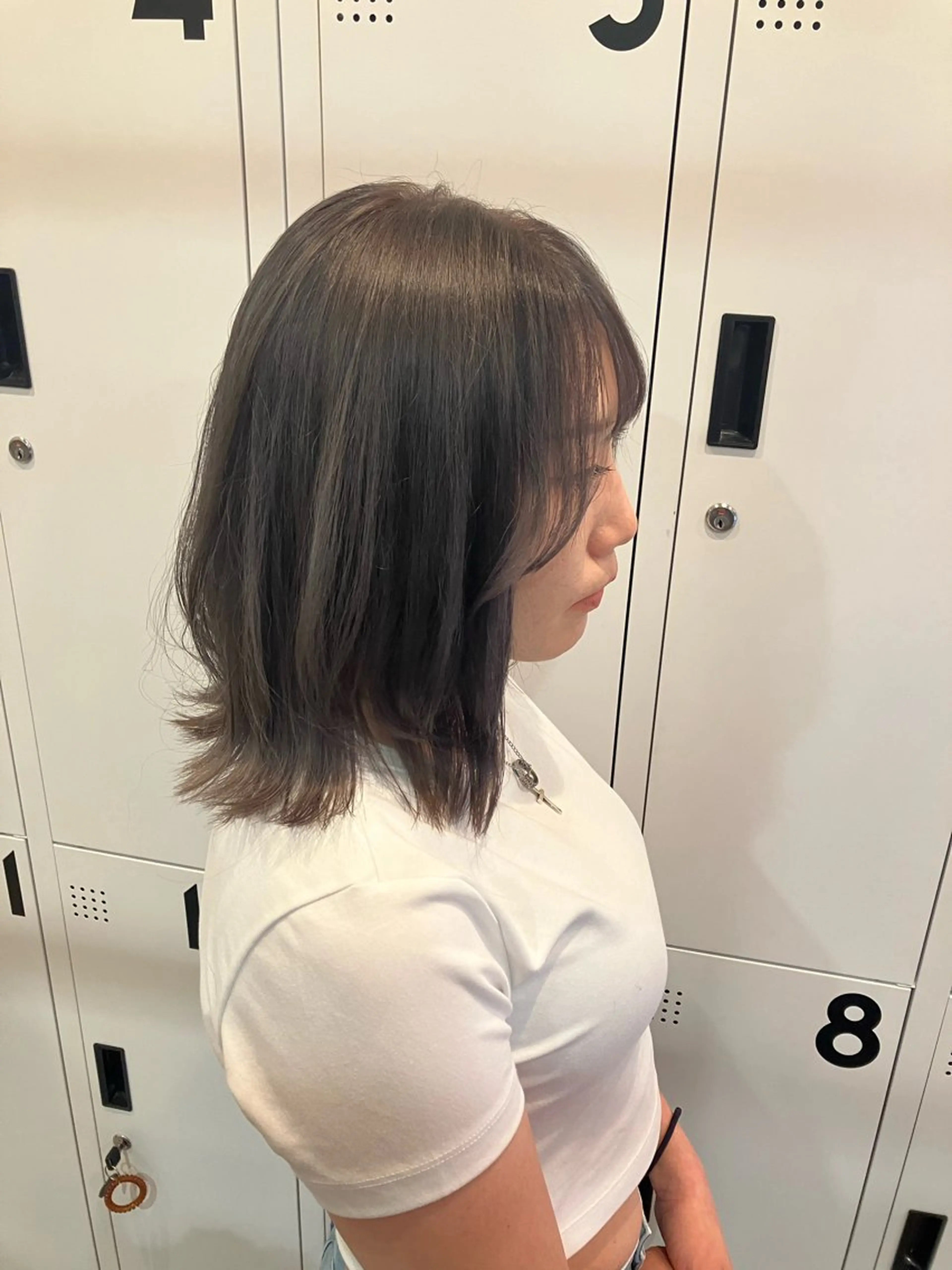 カラー グレージュ ヘアカラー トリートメント mai /attraのヘアスタイル