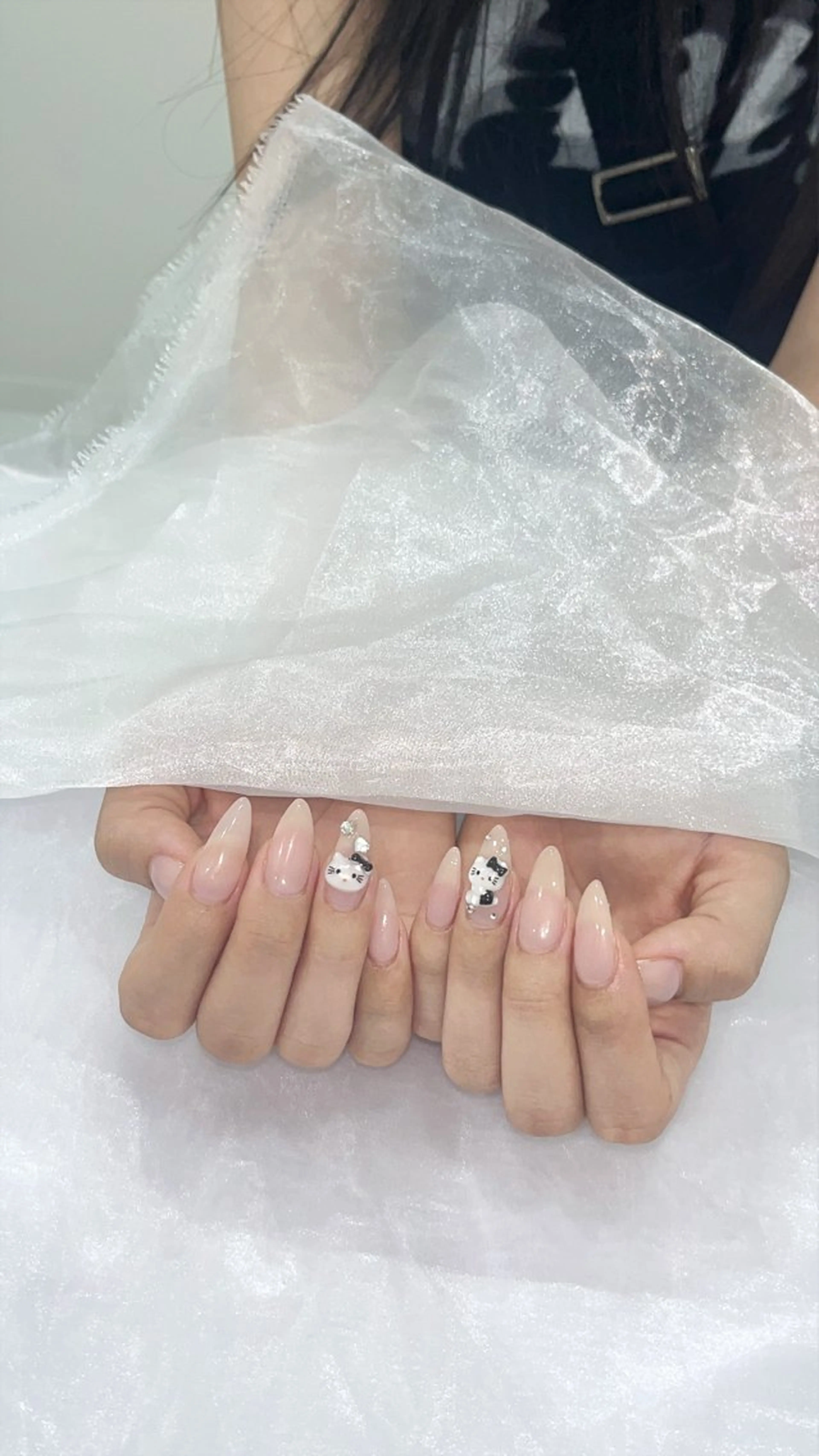 ネイル ハンドネイル ARRINE所属・akari🎀 京橋 ARRINEのネイルデザイン