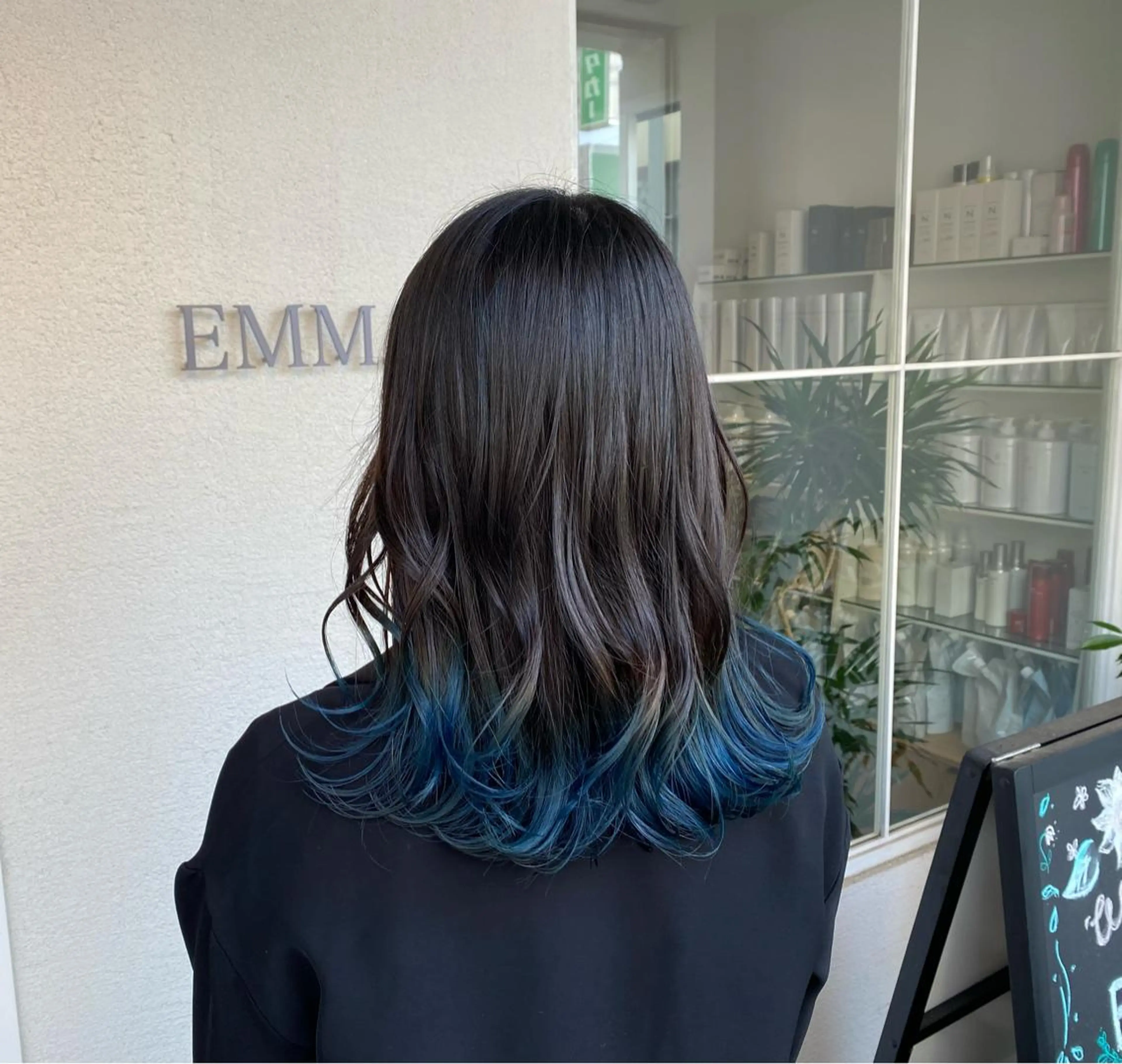 セミロング たなか もえなのヘアスタイル