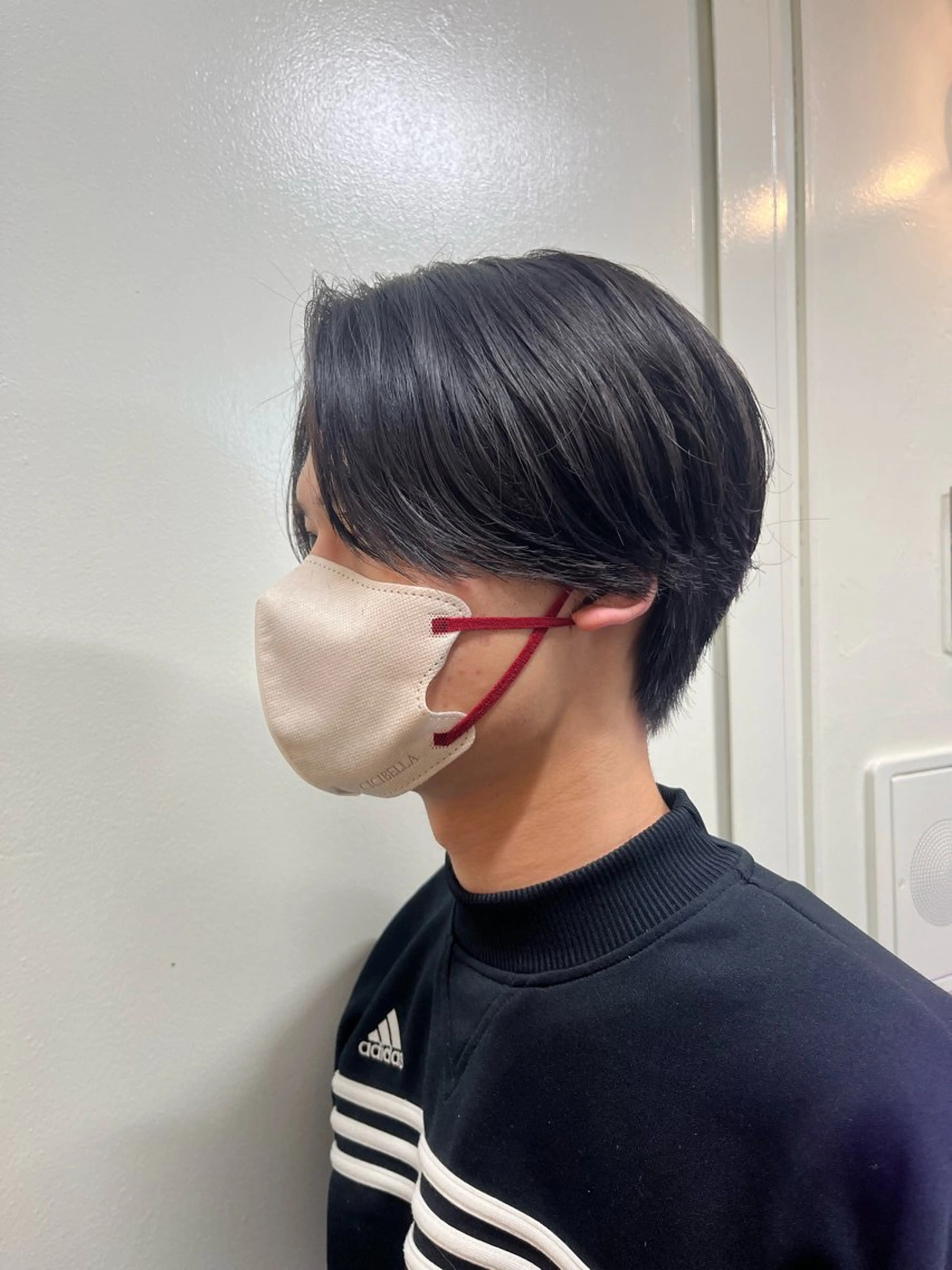 ミディアム パーマ メンズ ミディアムパーマ センターパート カルマパーマ メンズパーマ カット パーマ 韓国風メンズ/毛流れ ヘアなら須田龍世のヘアスタイル