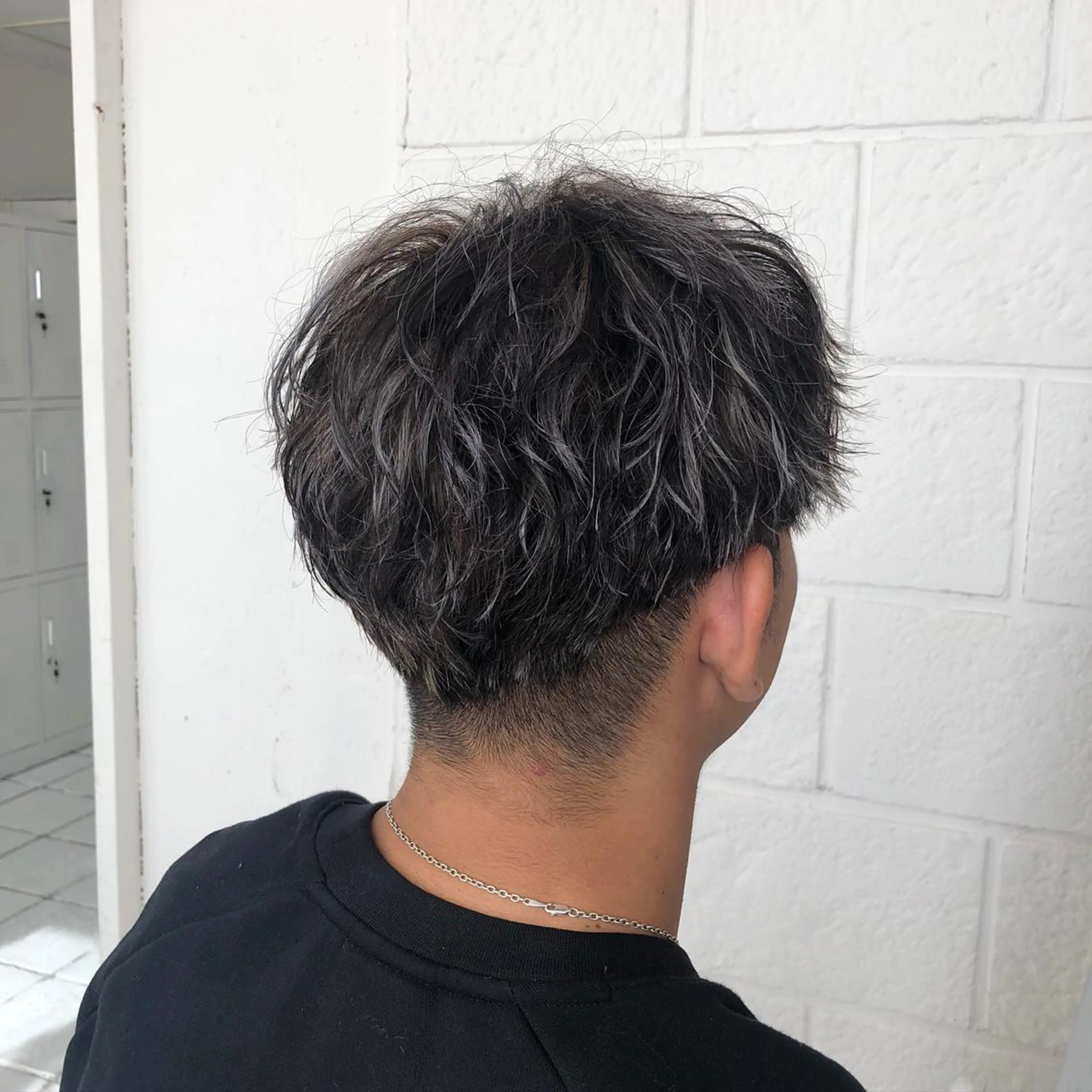 ショート カラー メンズ メンズハイライト ハイライトカラー ハイライト NeF所属・miku🌿‬ メンズバレイヤージュのヘアスタイル