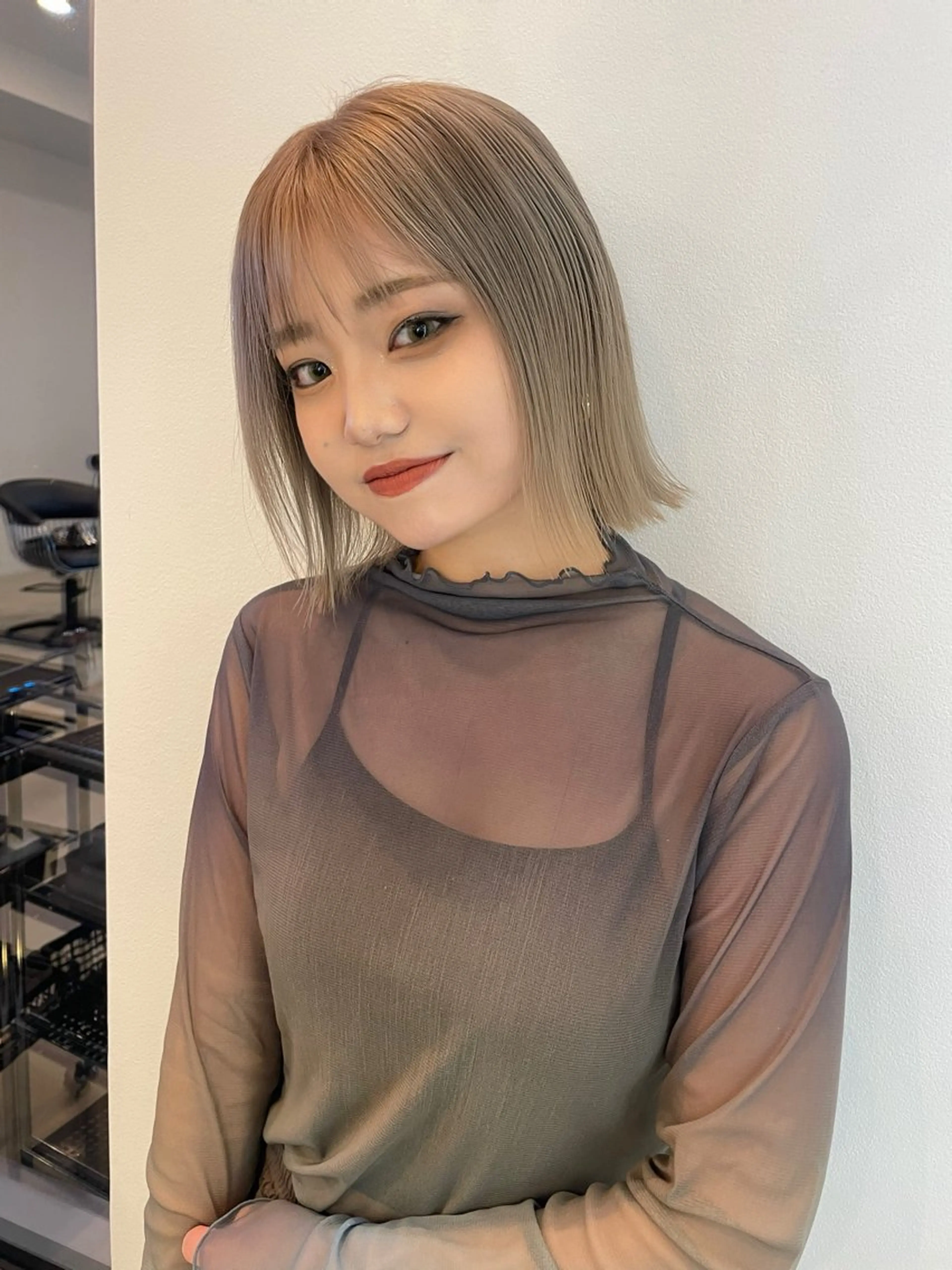 カラー ベージュカラー ホワイトベージュ ヘアカラー 透明カラー/レイヤー misaki °＊のヘアスタイル