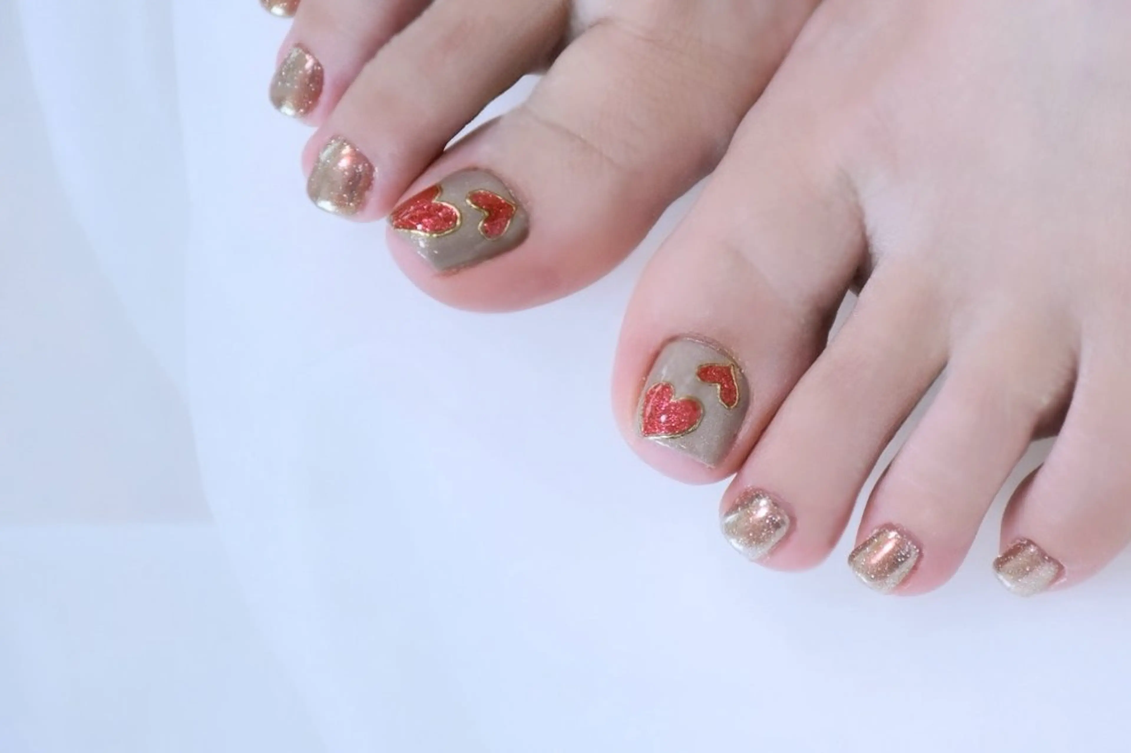 ネイル フラッシュネイル ミラーネイル フットネイル milot.所属・milot. ミロットのネイルデザイン