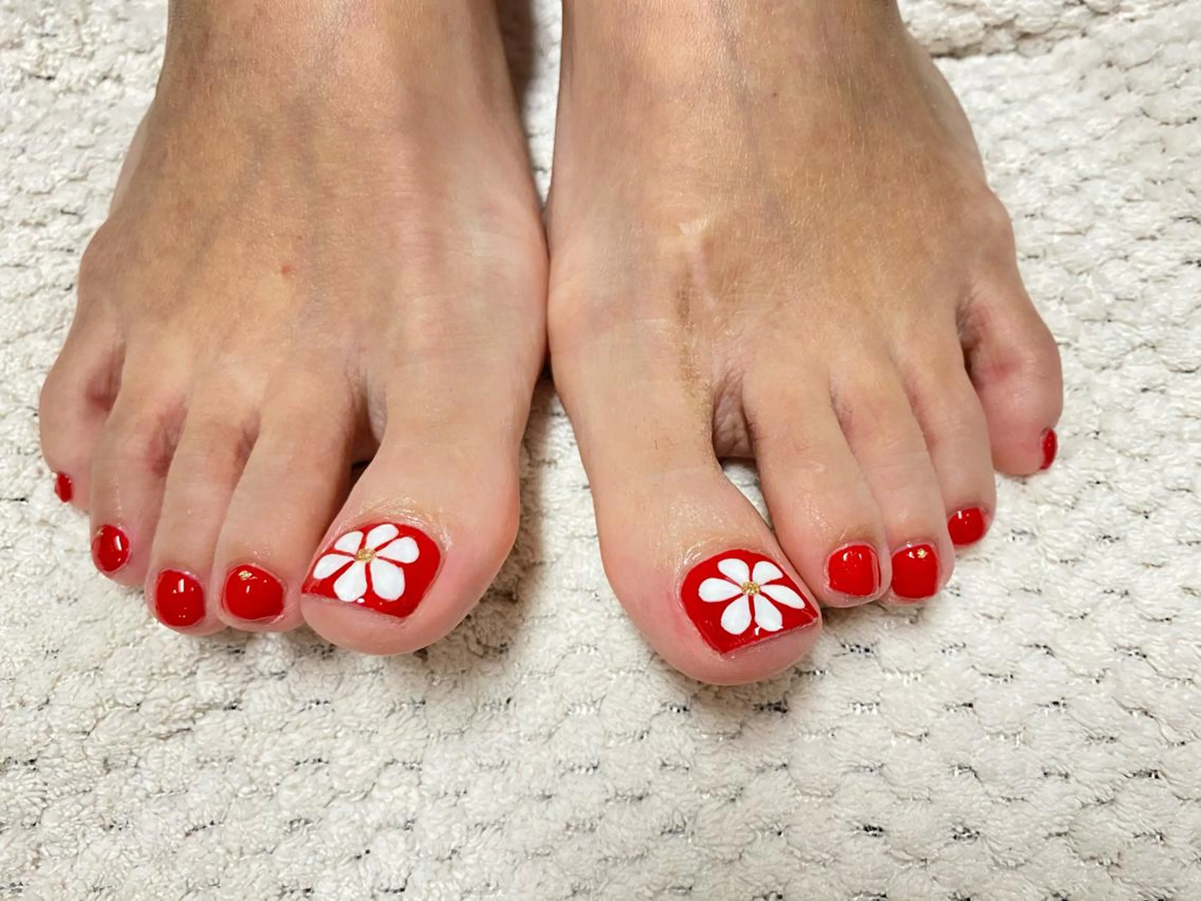 ネイル フットネイル MIMI RUSH 安城 jubilee店所属・鍋田 彩歌のマツエク・マツパデザイン