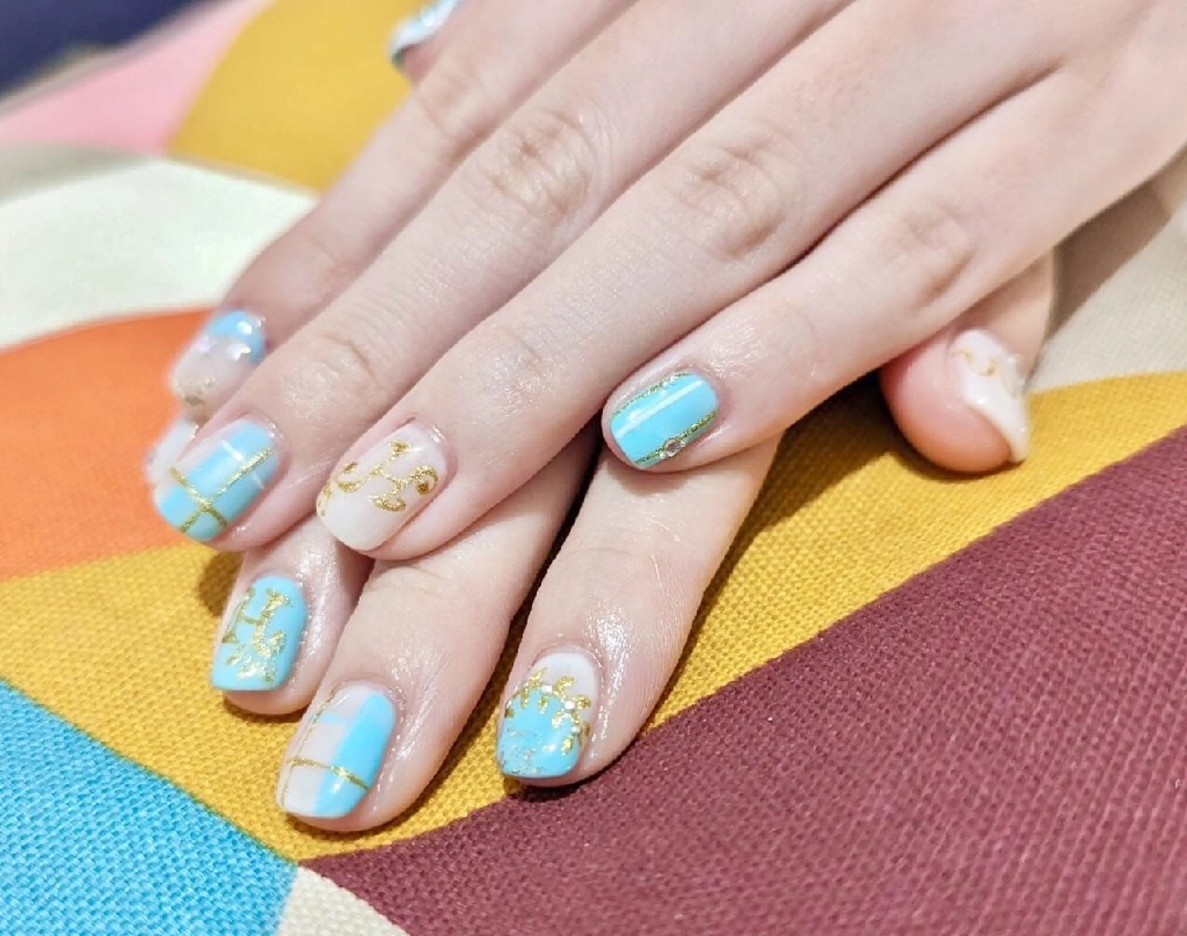 ネイル 持ち込み VIBLISS福岡店 yurichanのネイルデザイン