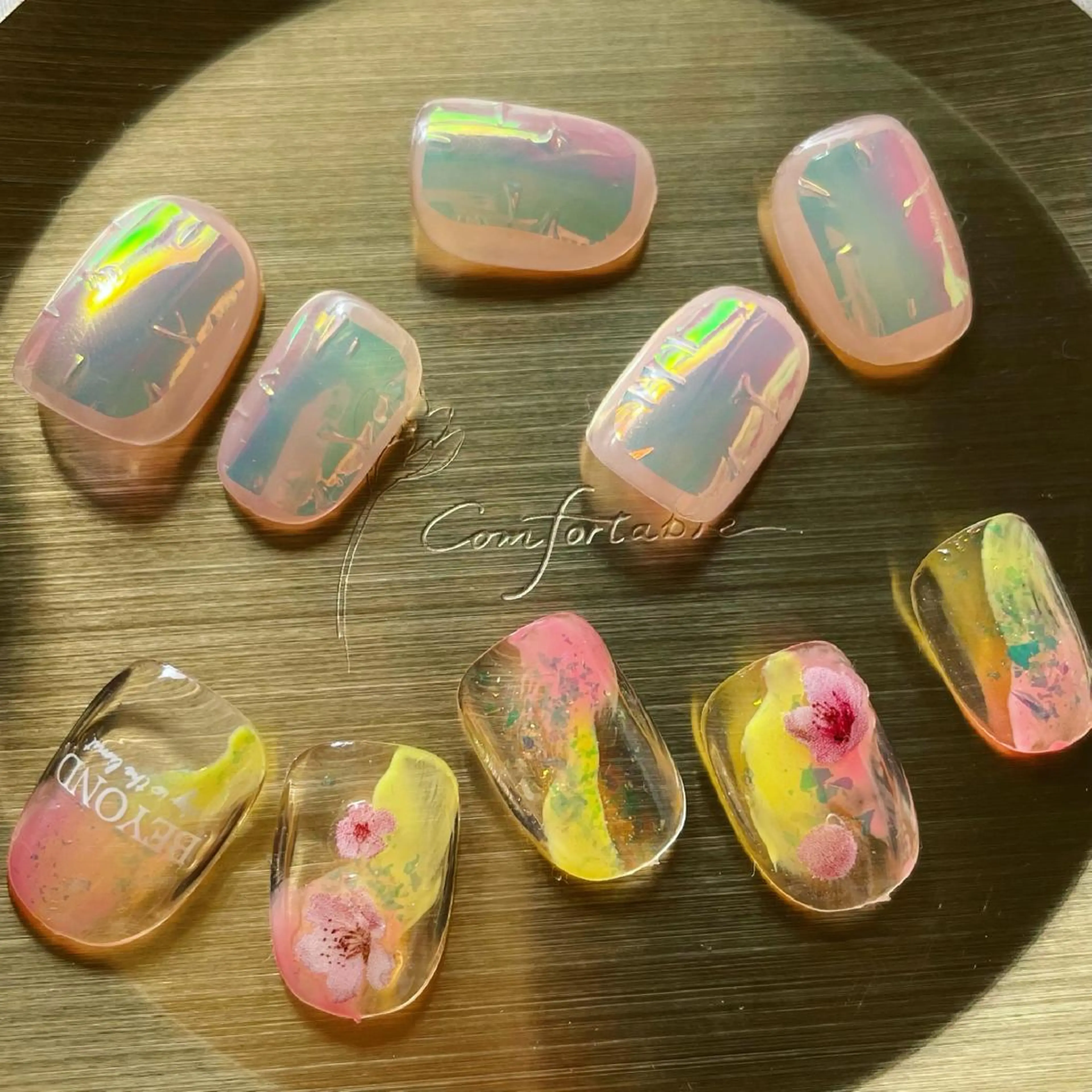 ネイル オーロラネイル A-nail エーネイル所属・M. ERIのネイルデザイン