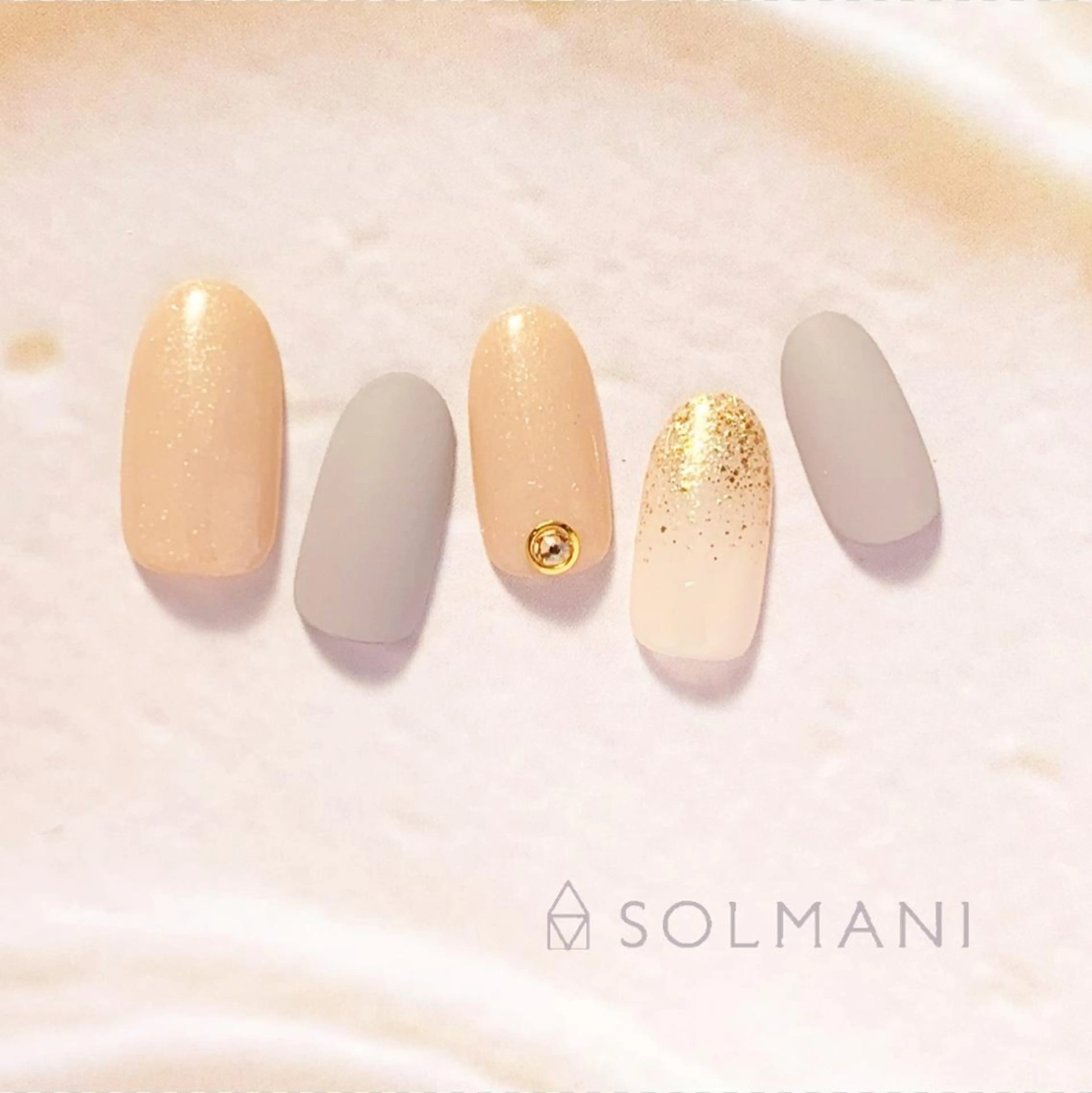 ネイル マットネイル オフィスネイル SOLMANI 予約担当のネイルデザイン