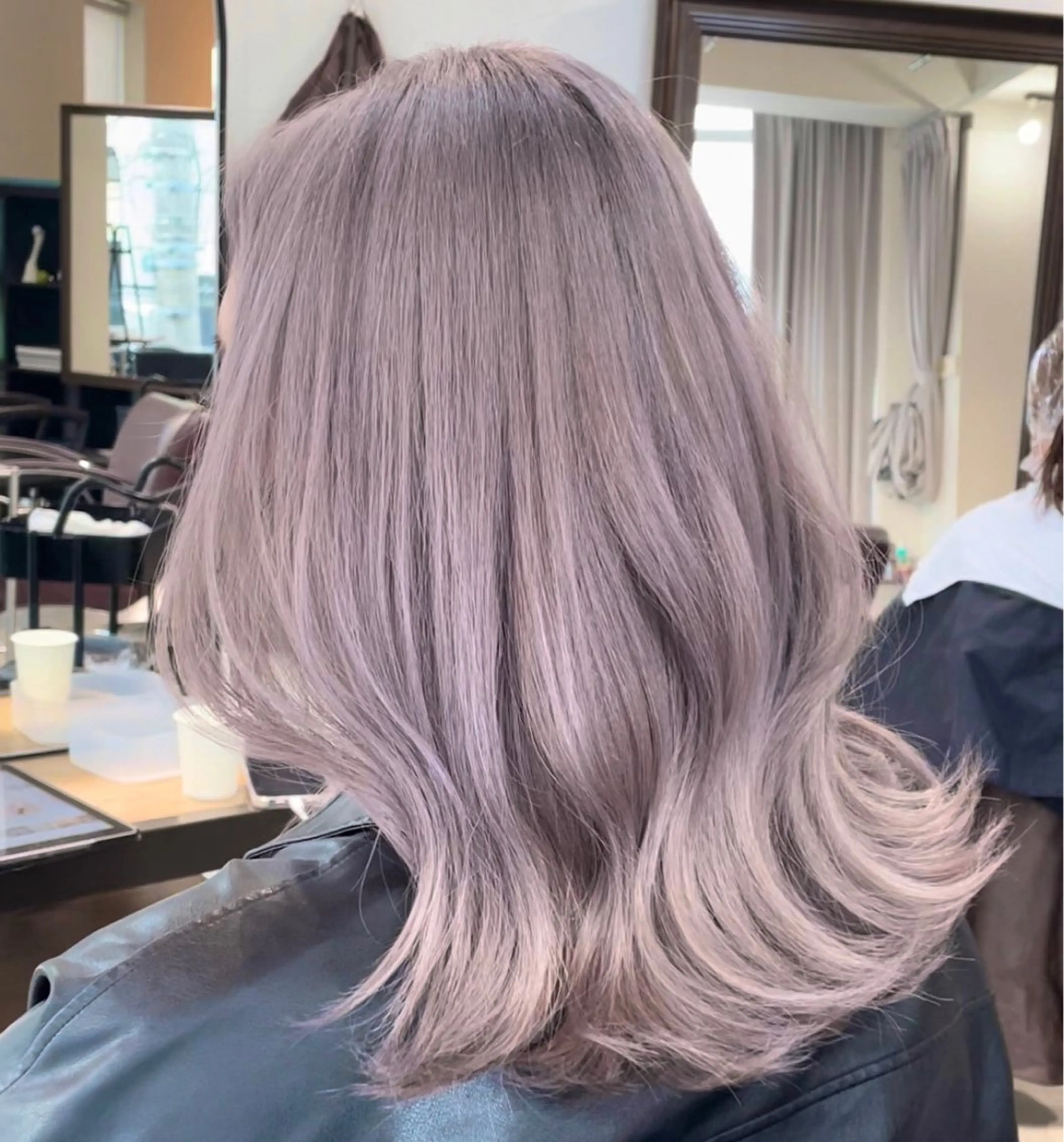 ロング カラー カット ヘアカラー 🌹TikTok４万 ﾌｫﾛﾜｰ🌹AKIのヘアスタイル