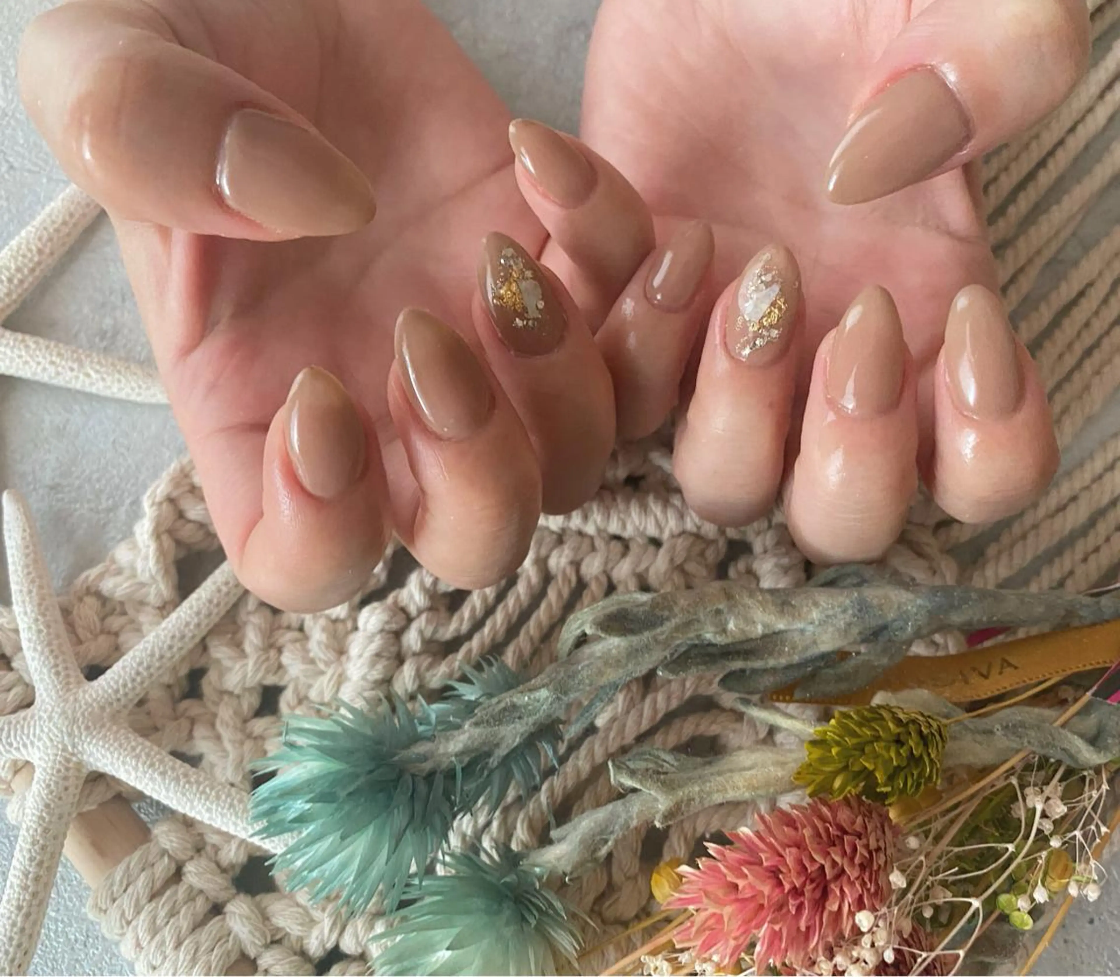 ネイル ハンドネイル ハンドケア ëmma nail_ by chulaのネイルデザイン