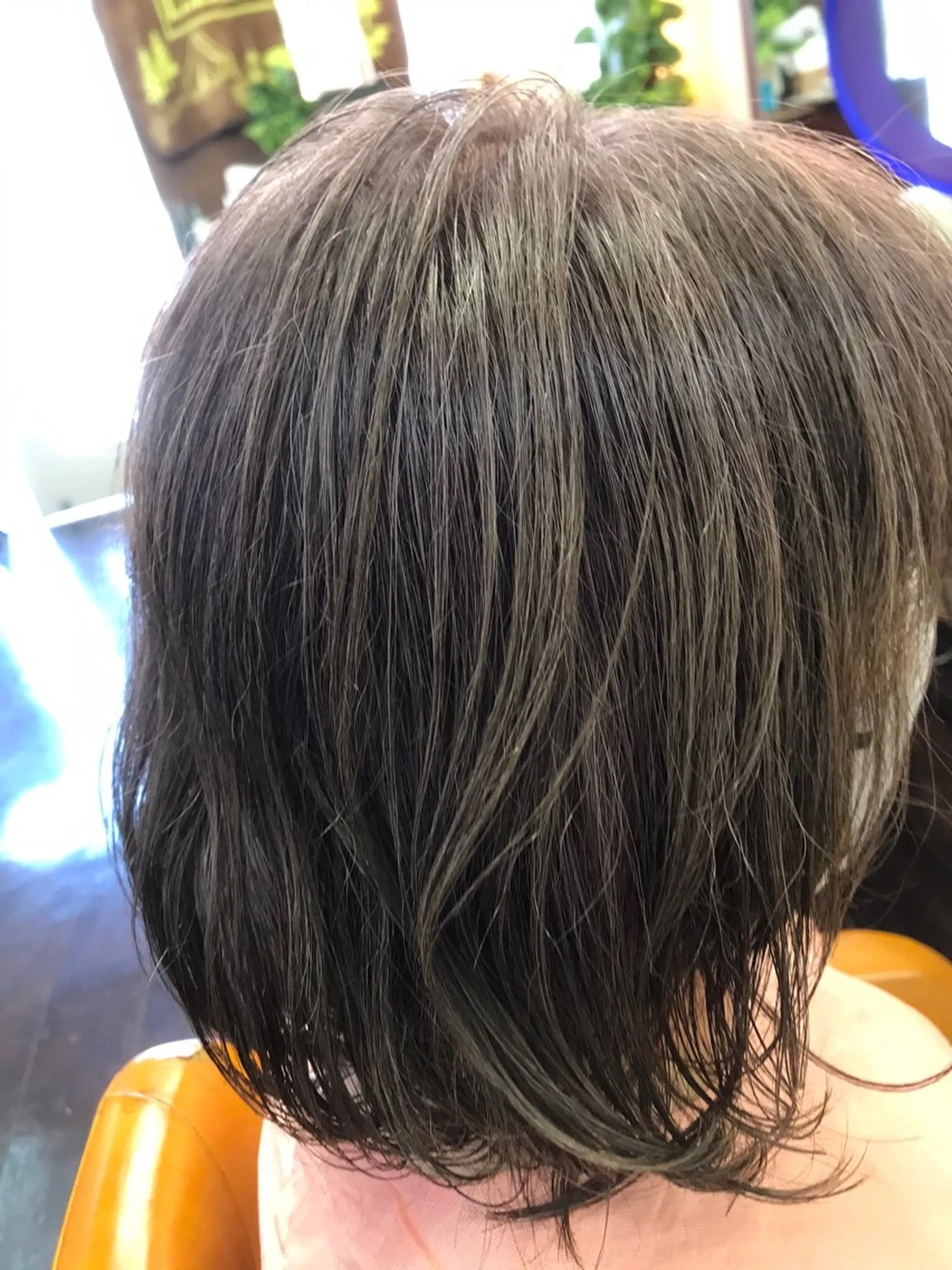 ミディアム カラー パーマ ヘアカラー トリートメント 桧山 真のヘアスタイル