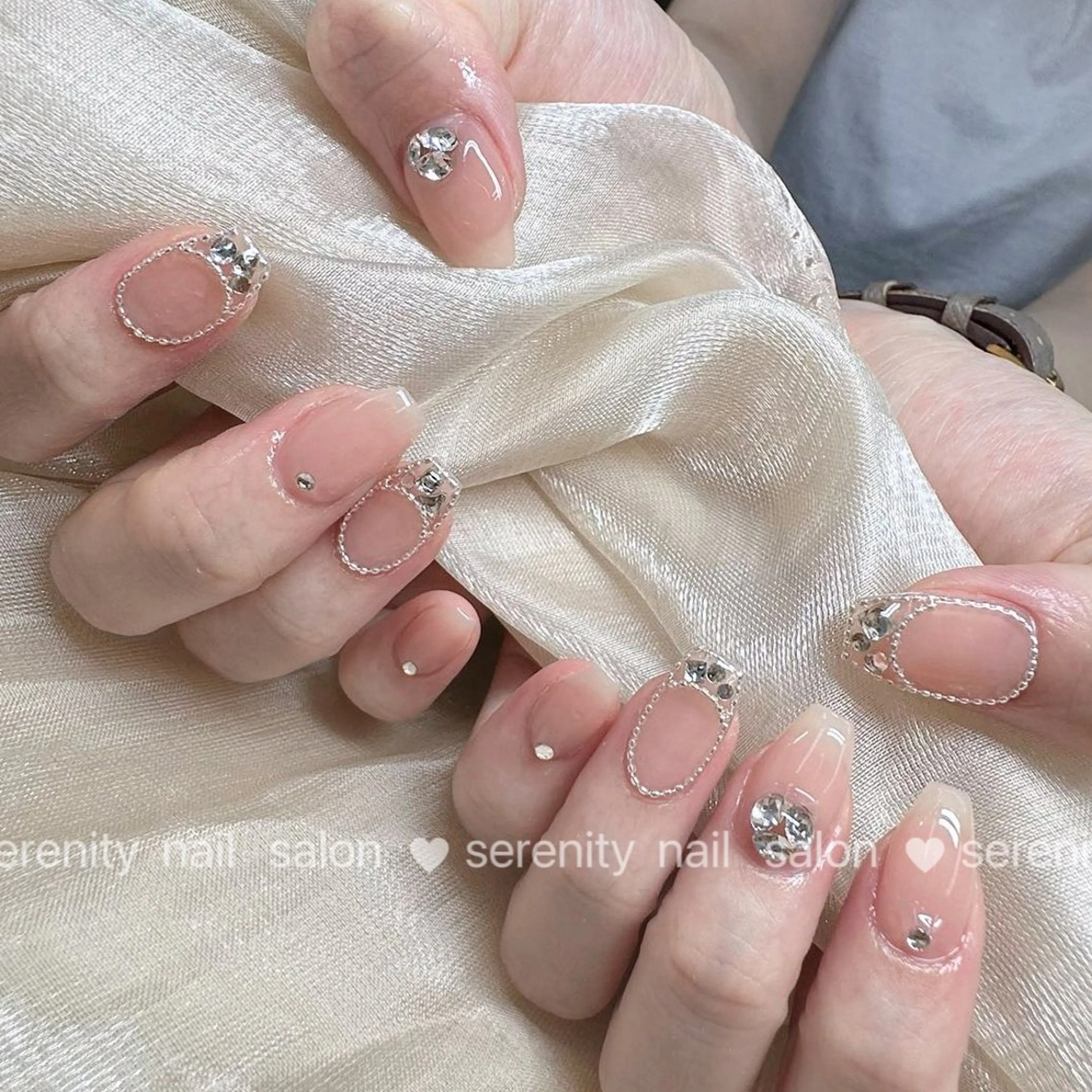 ネイル ハンドネイル ハンドケア ✨Serenity Nail salonのネイルデザイン