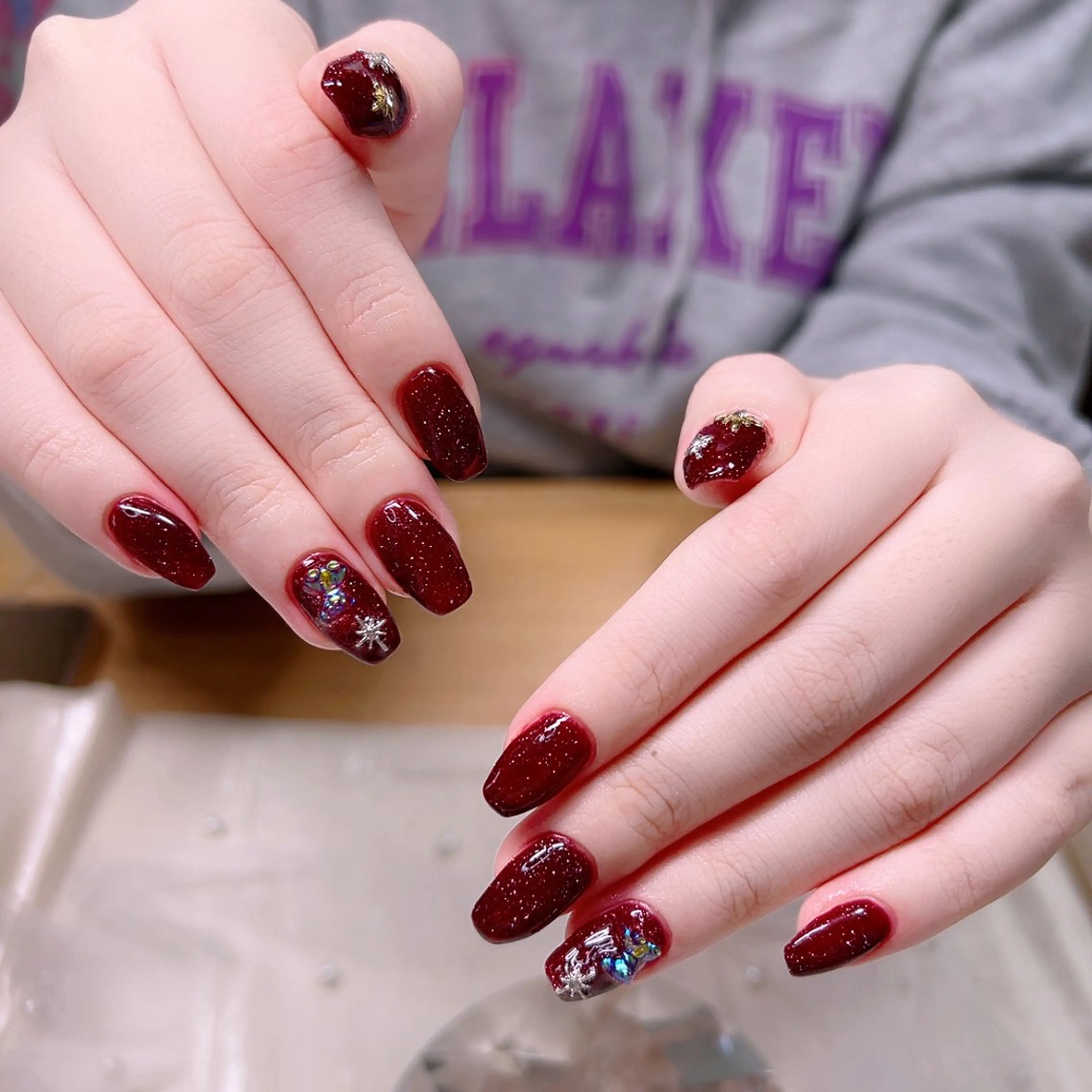 ネイル ラメ(グリッター) オフィスネイル ぷっくりネイル リボン ハンドネイル Cute Tips nailのネイルデザイン