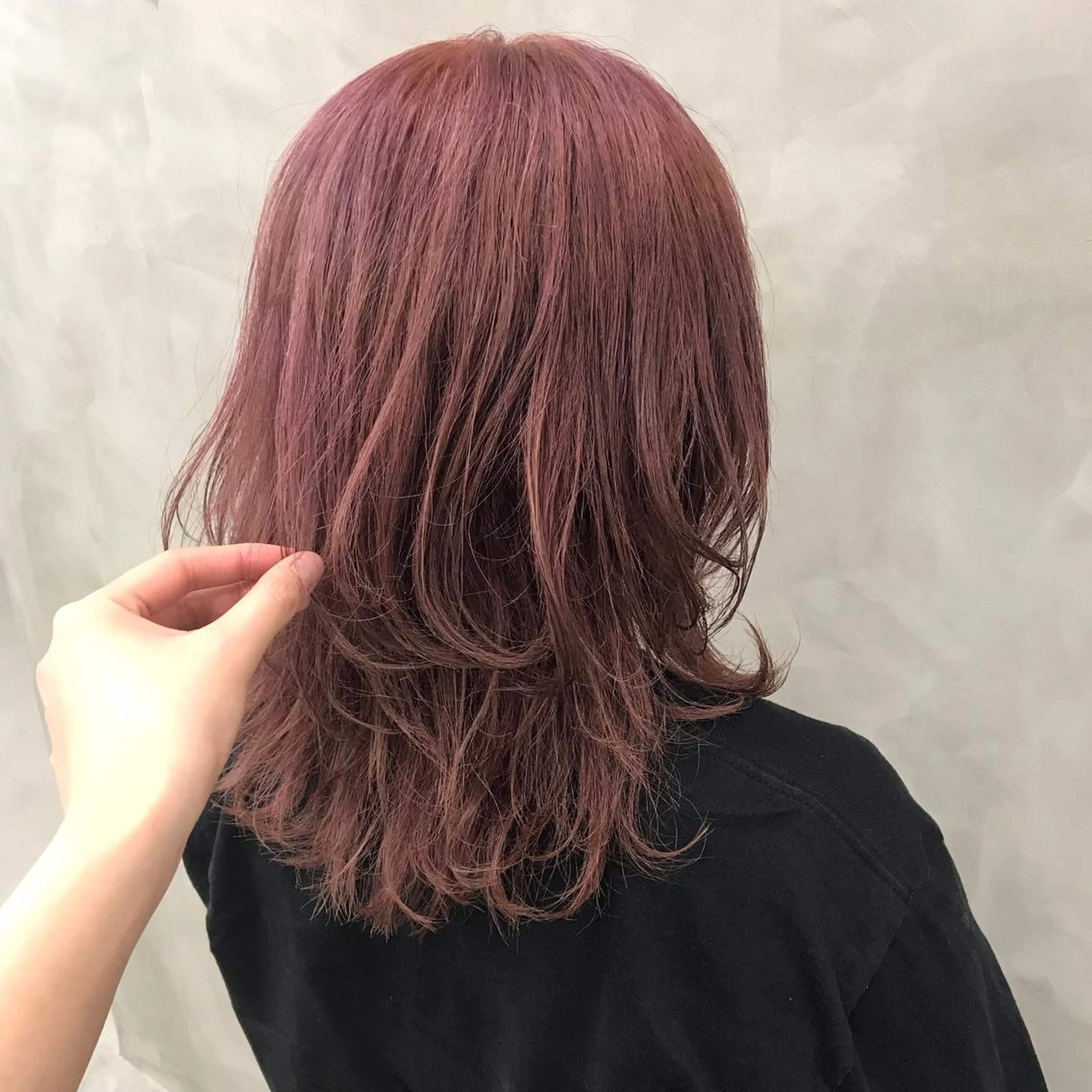 セミロング カラー ハイトーンカラー レイヤーカット ブームボックス所属・🐝ハイトーンカラー hachi🐝のヘアスタイル