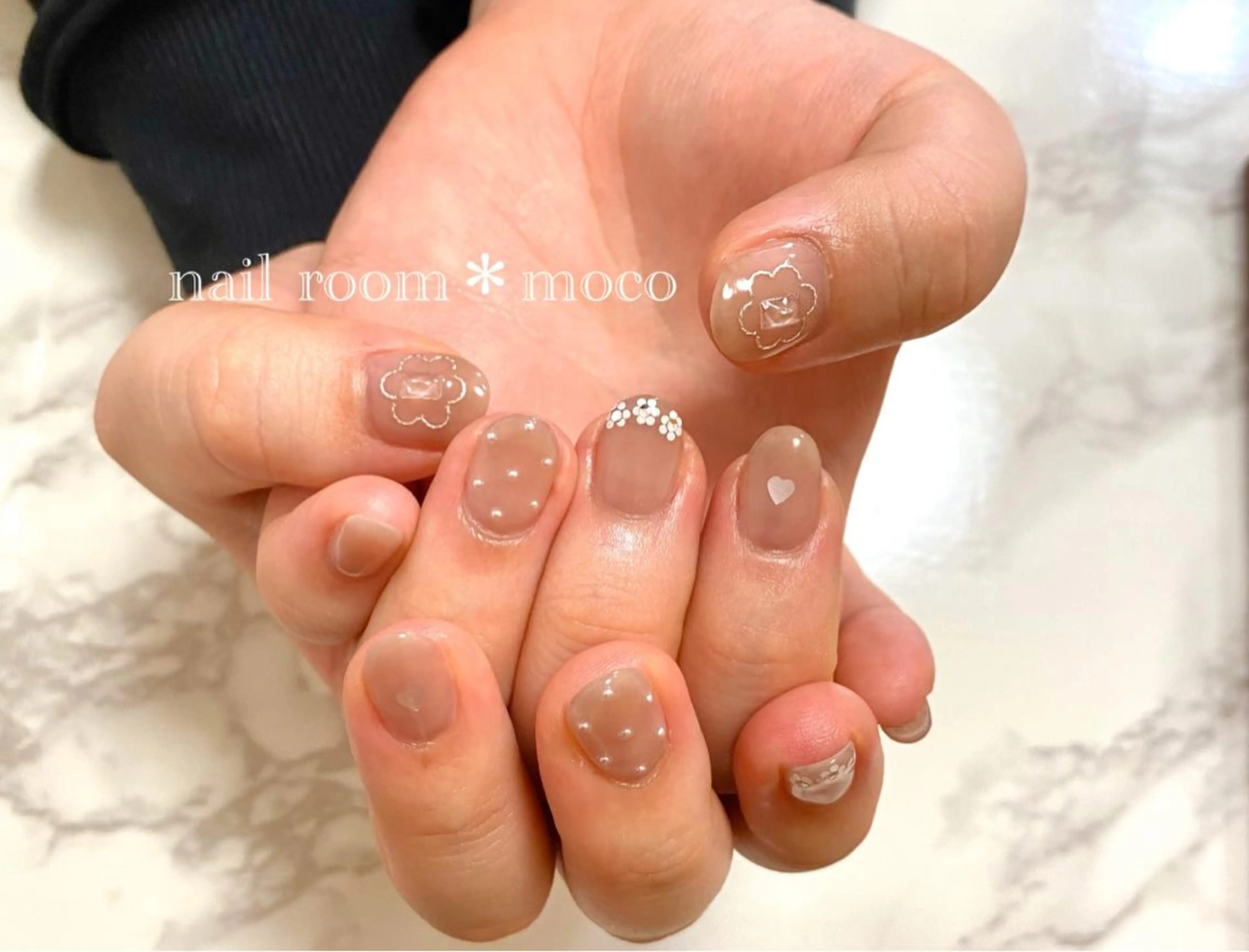 ネイル nailroom mocoのネイルデザイン