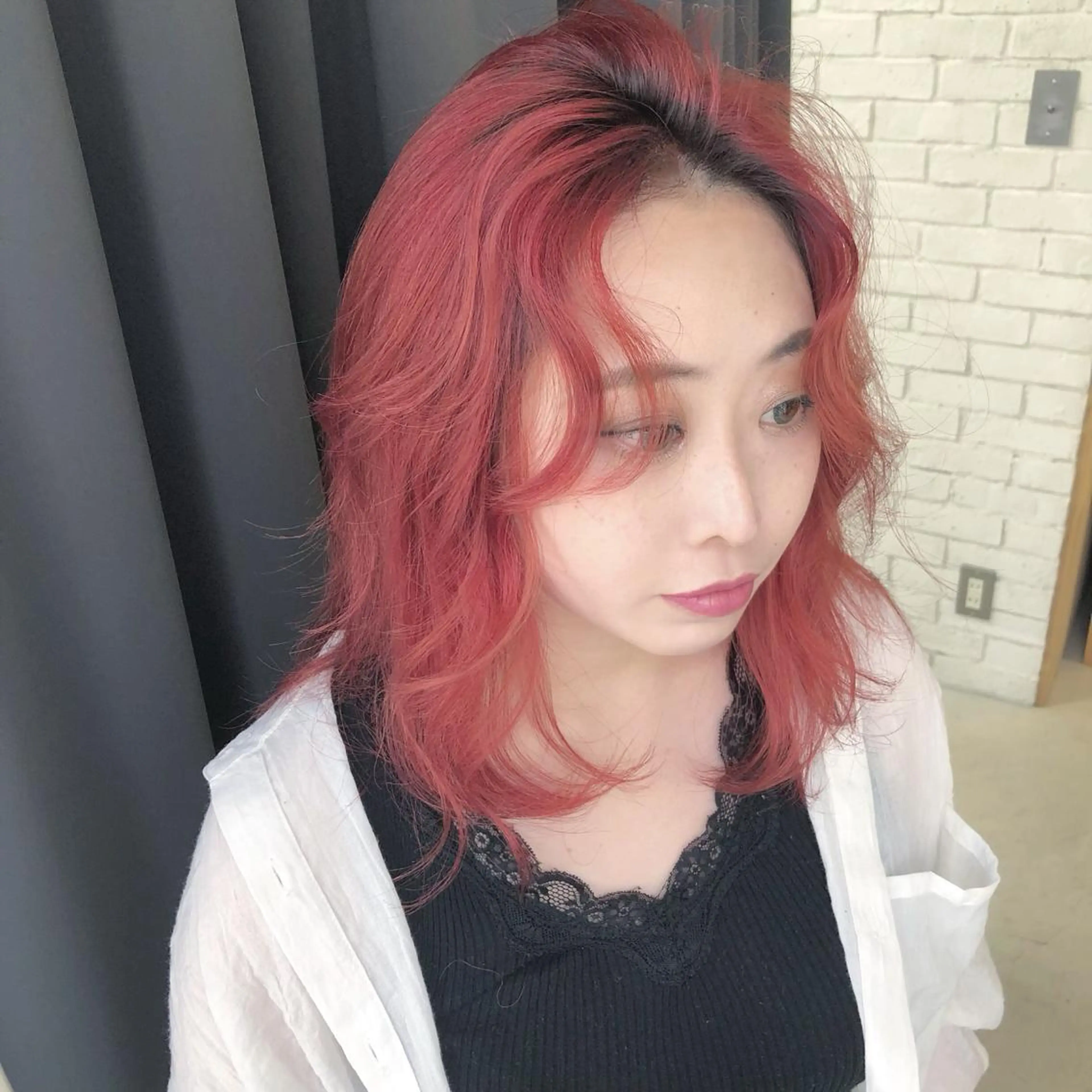 セミロング カラー オレンジ ORIKA 美容室のヘアスタイル