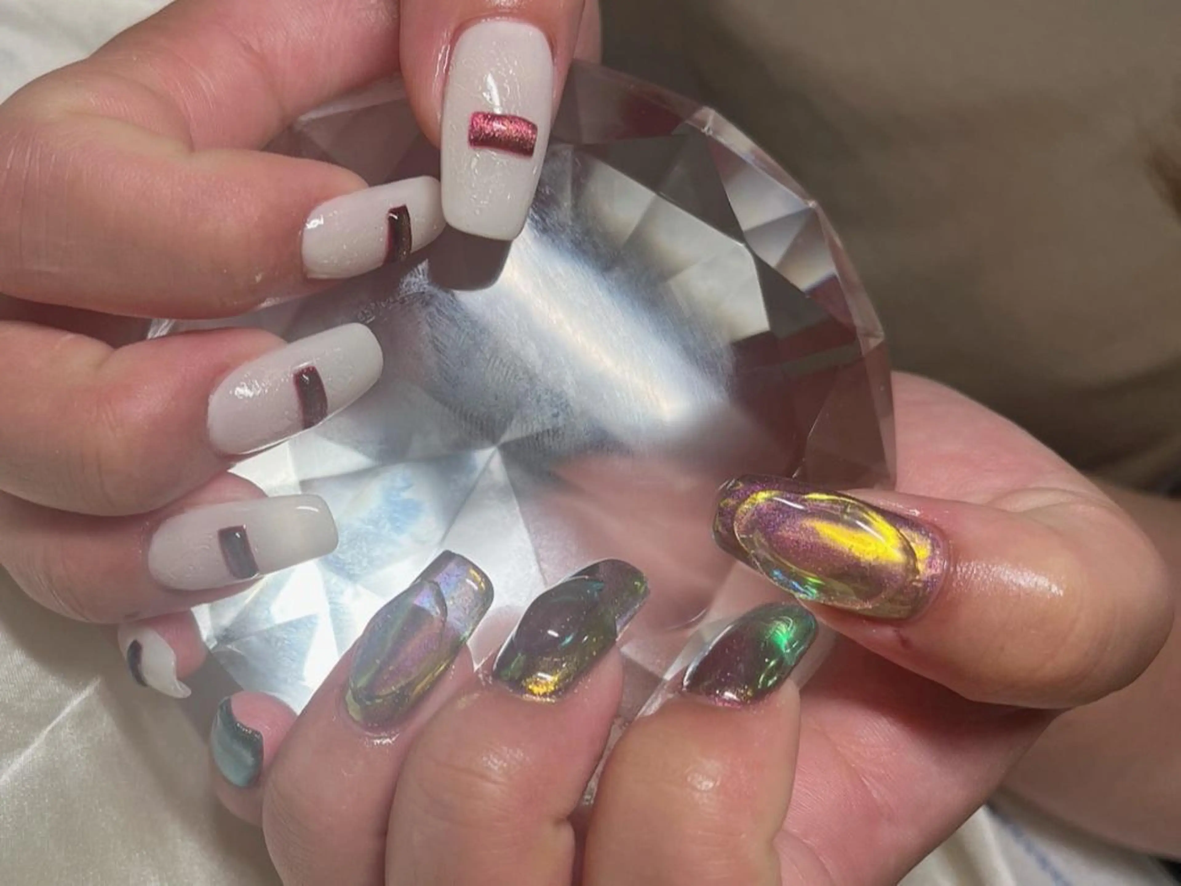 ネイル マツエク・マツパ アイブロウ 眉カラー 韓国風マツエク パリジェンヌラッシュリフト まつげパーマ ワンホンマツエク ハンドネイル Nail&eye Belire 新宿のネイルデザイン