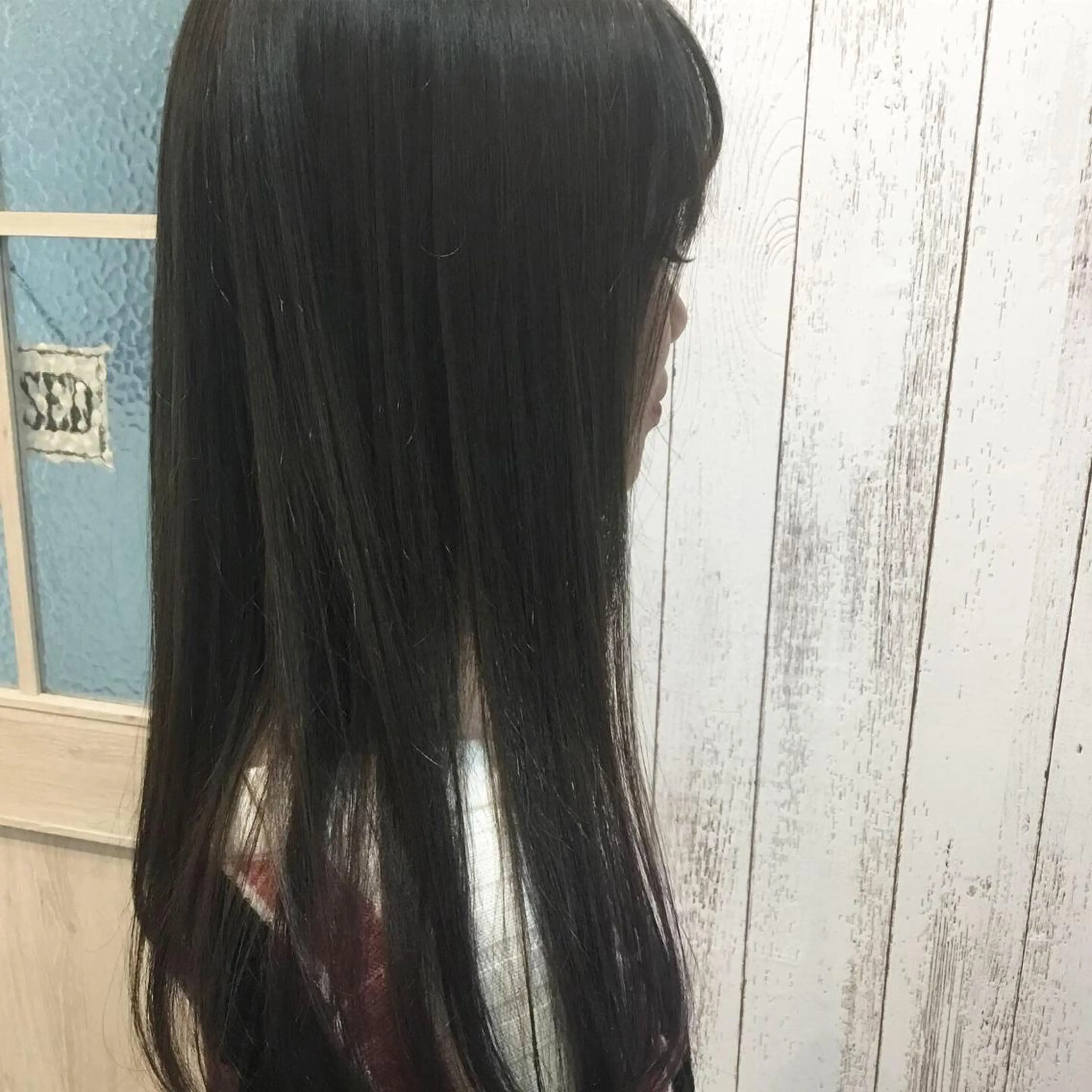 ロング カラー パーマ embrace エンブレイスのヘアスタイル