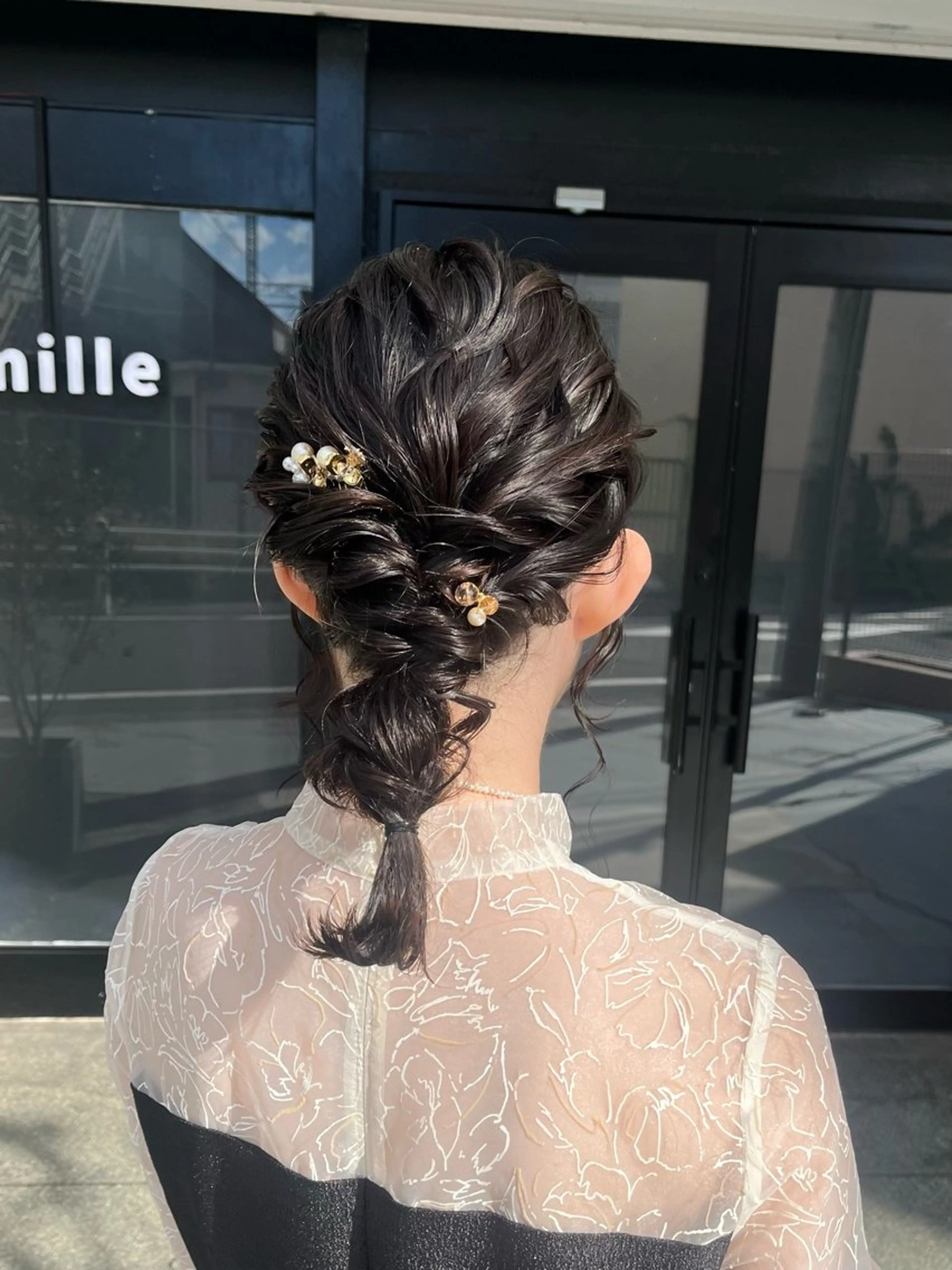 ミディアム ヘアアレンジ ボブ ヘアセット 伊藤 玲衣のヘアスタイル