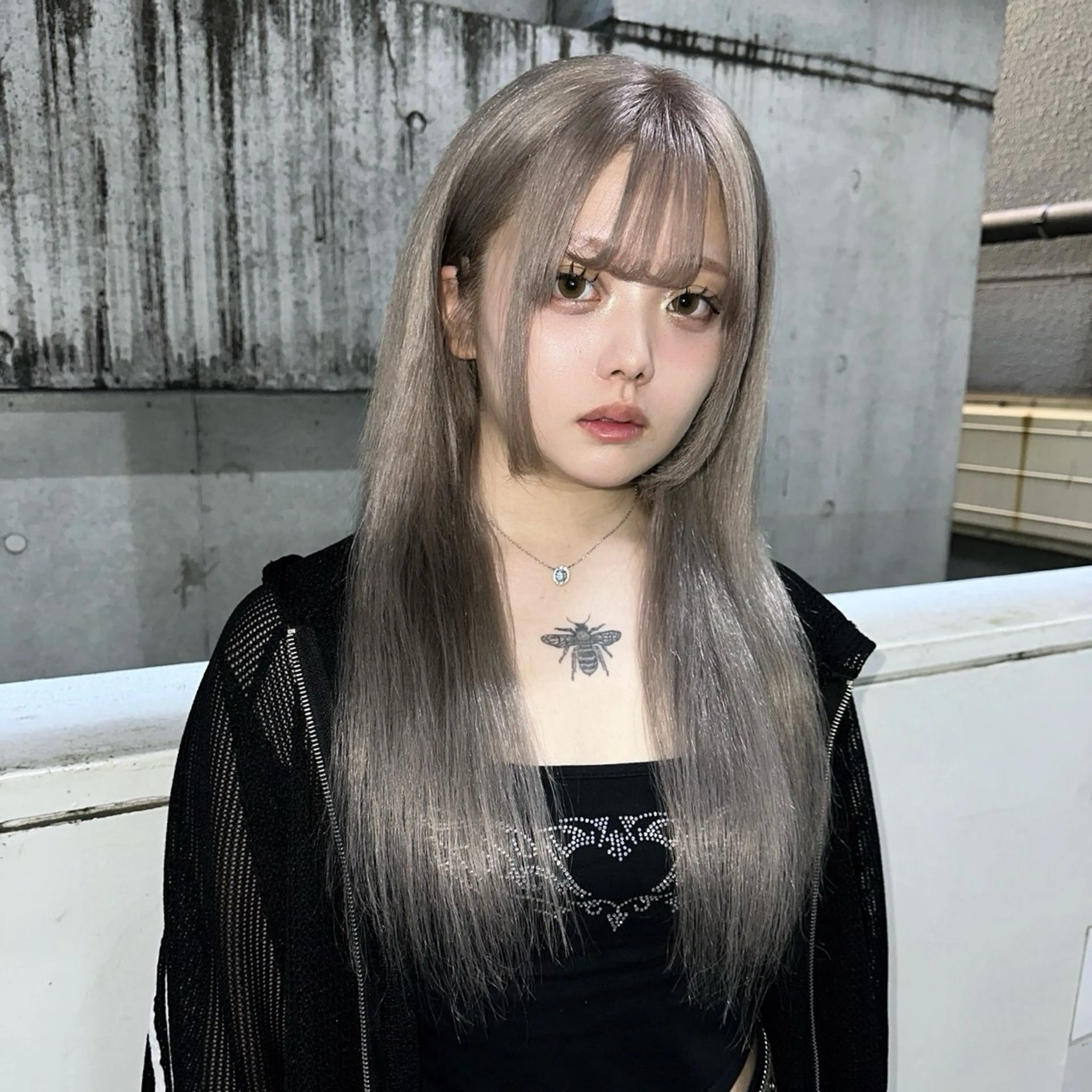 セミロング カラー ヘアカラー ハイトーン/ウルフ /エクステ/ましろのヘアスタイル