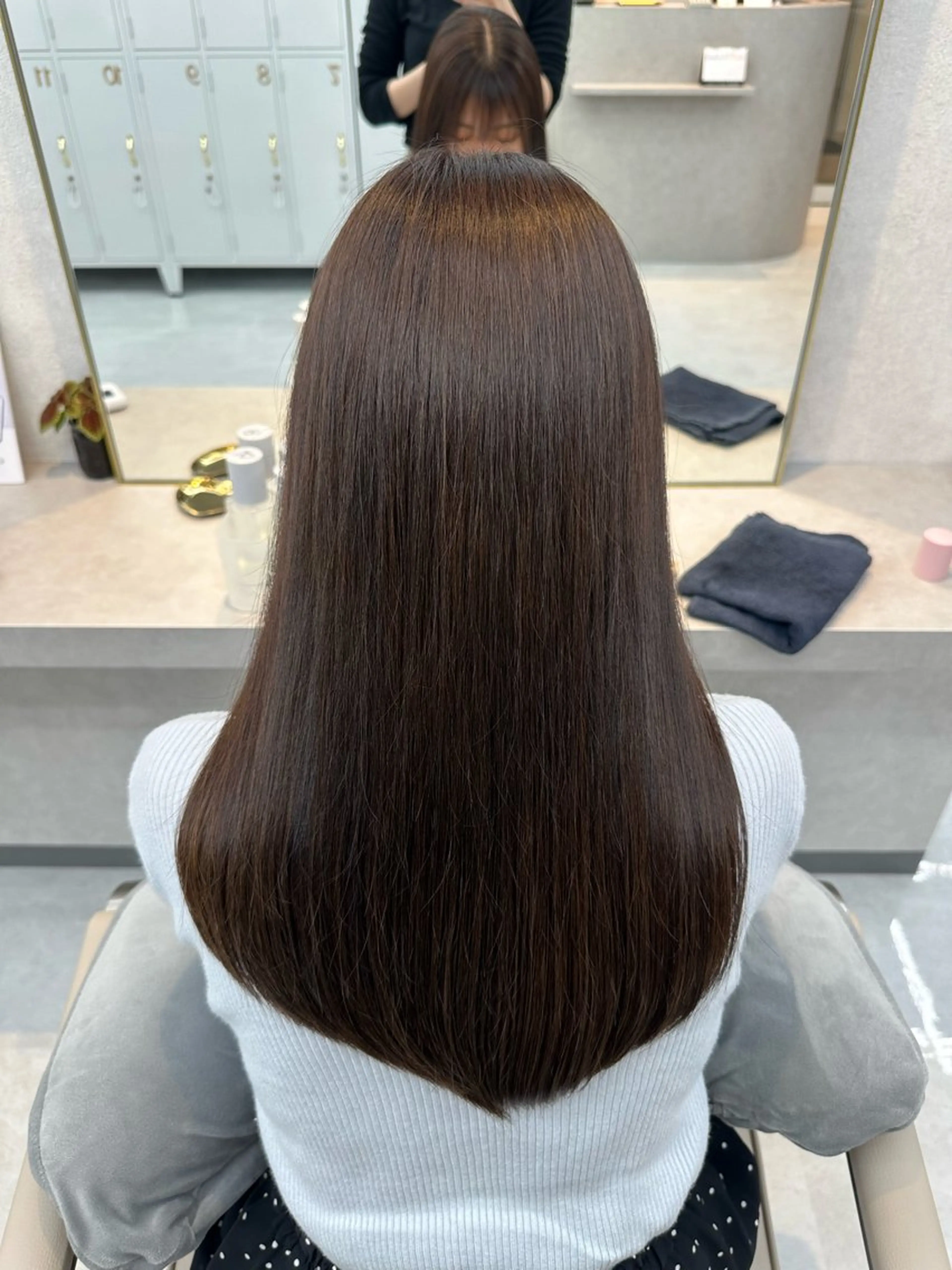 カラー ヘアカラー 佐々木 玲のヘアスタイル