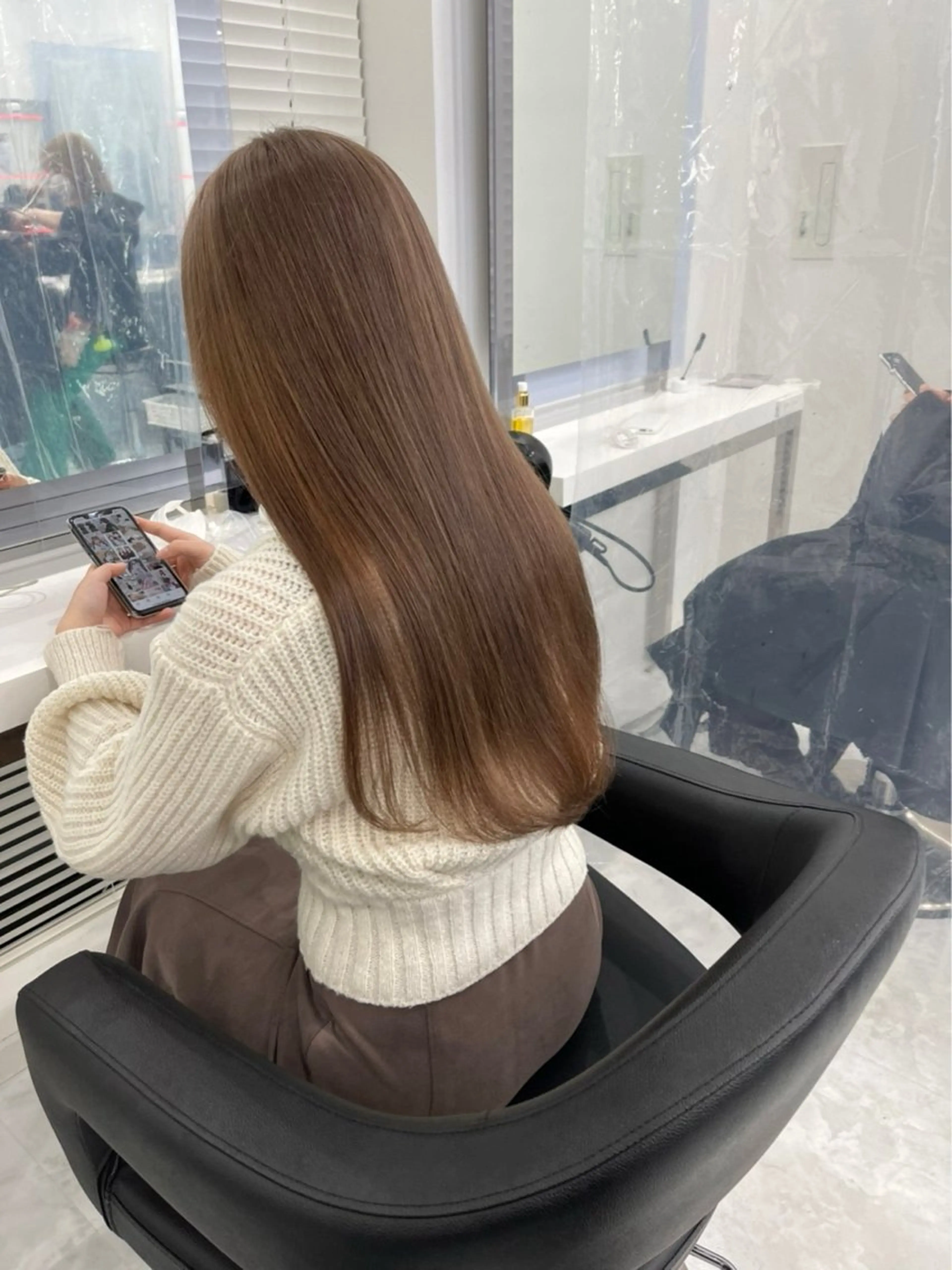 ロング カラー ヘアアレンジ トレンドモテカラー 🩷色落ちまで可愛くのヘアスタイル