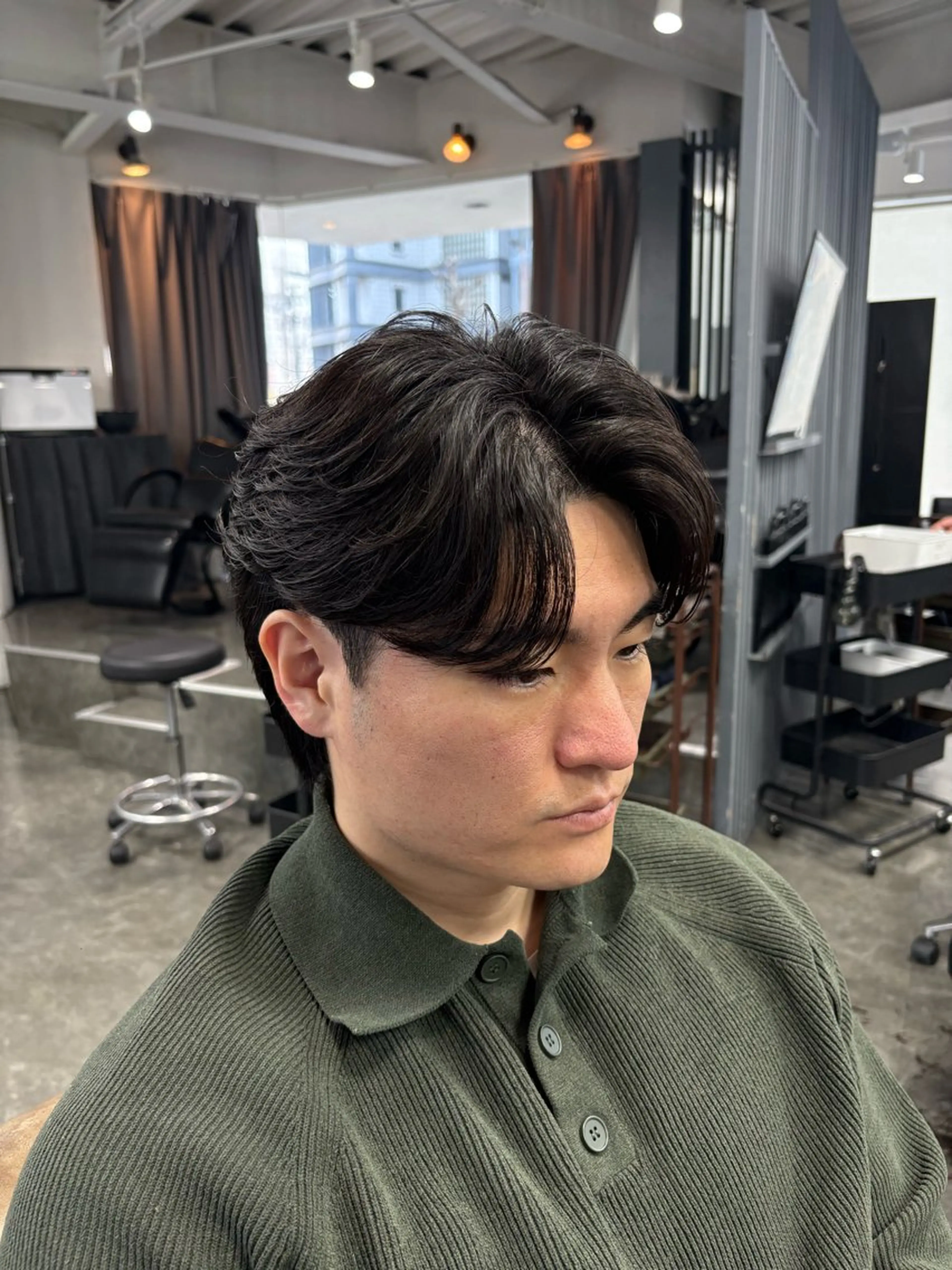 パーマ メンズ カット パーマ 梅田/緩めシャドウ/ ニュアンス/フェザーのヘアスタイル