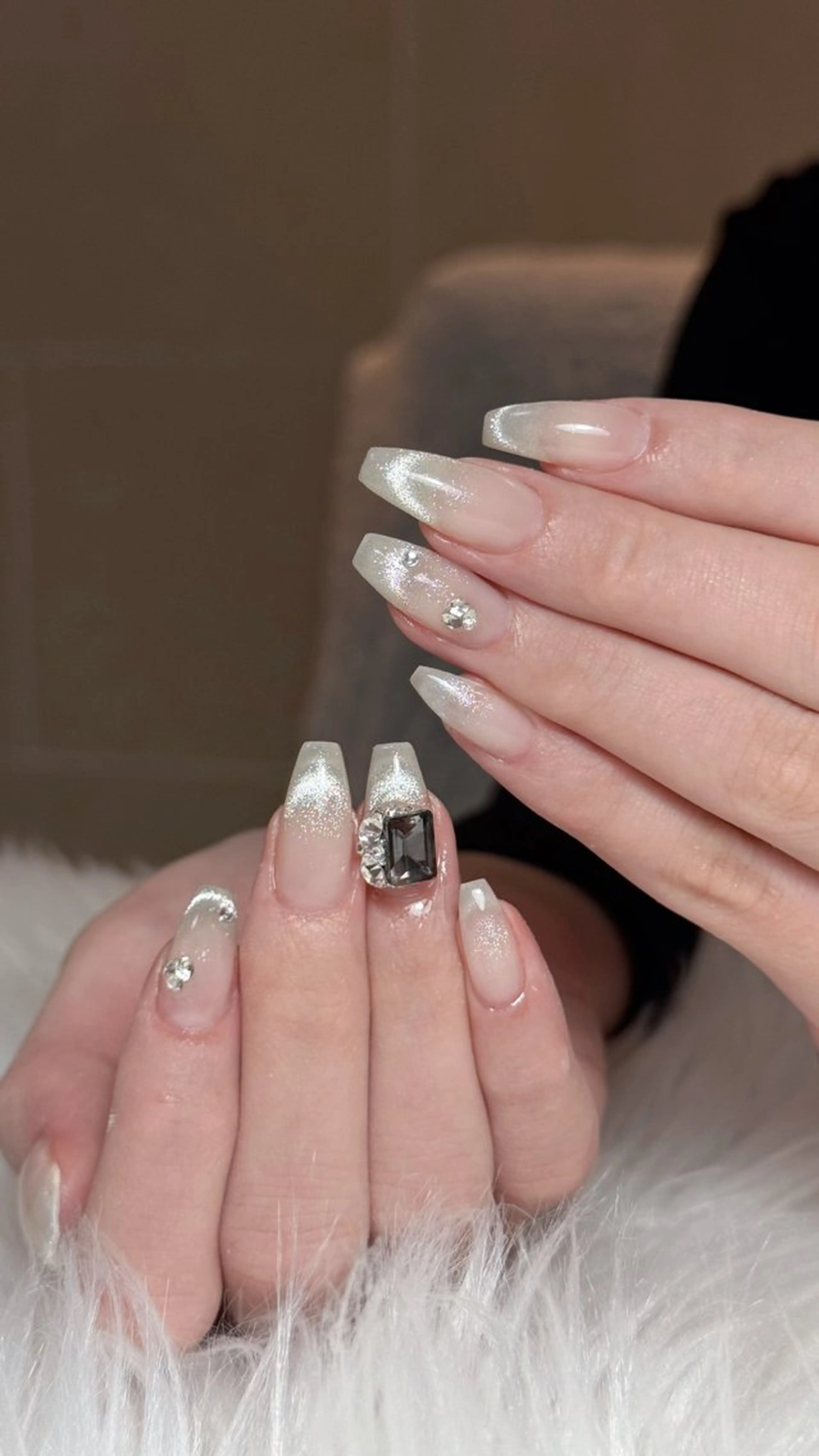 ネイル チークネイル マグネットネイル ワンホンネイル nailsalon ChuColaのネイルデザイン